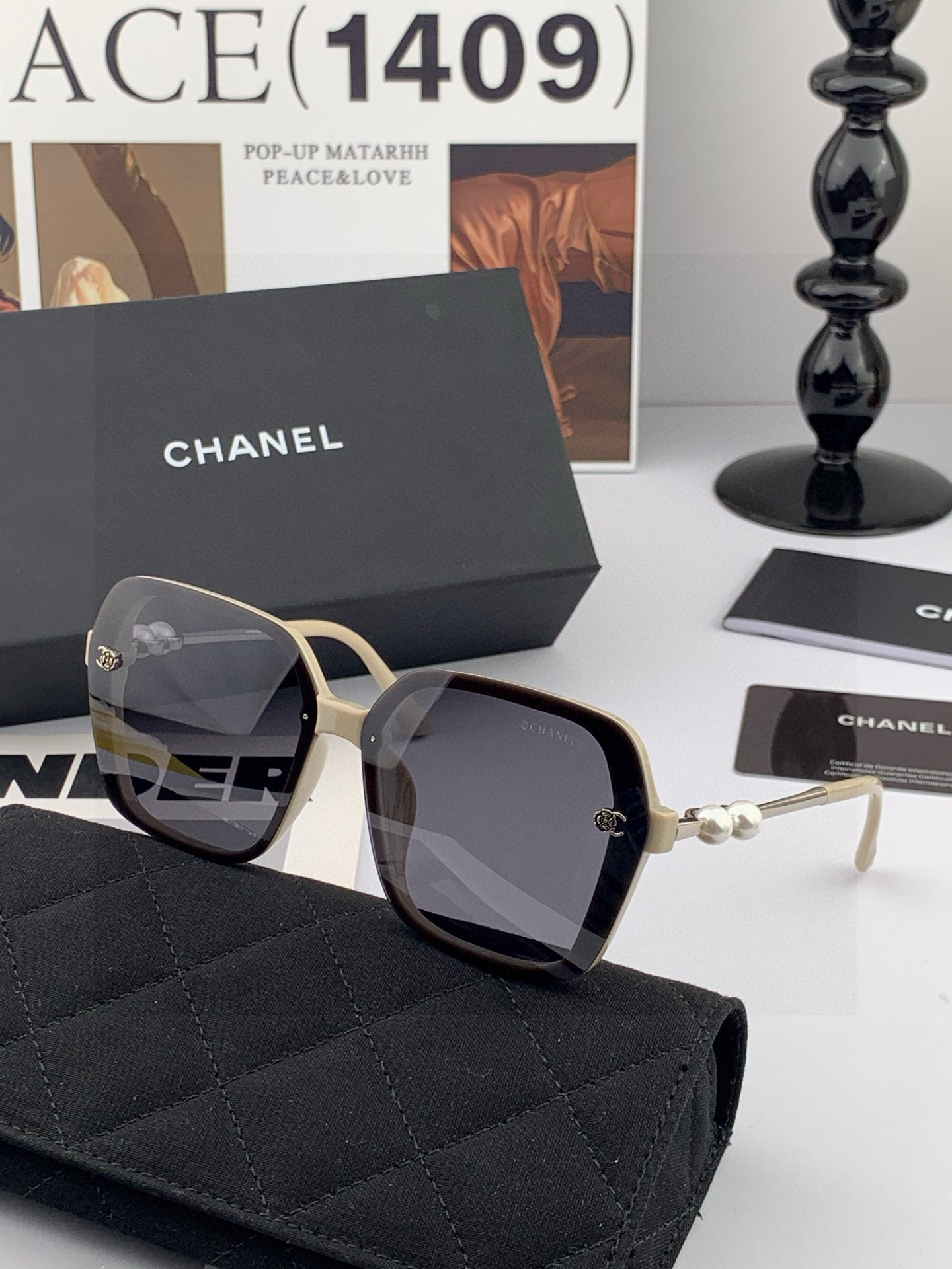 🔺CHANEL🔻2025官方早春新款，众多明星同款[色]香奈儿‼️‼️新款珍珠大框偏光墨镜 ，🌈🌈宝丽来