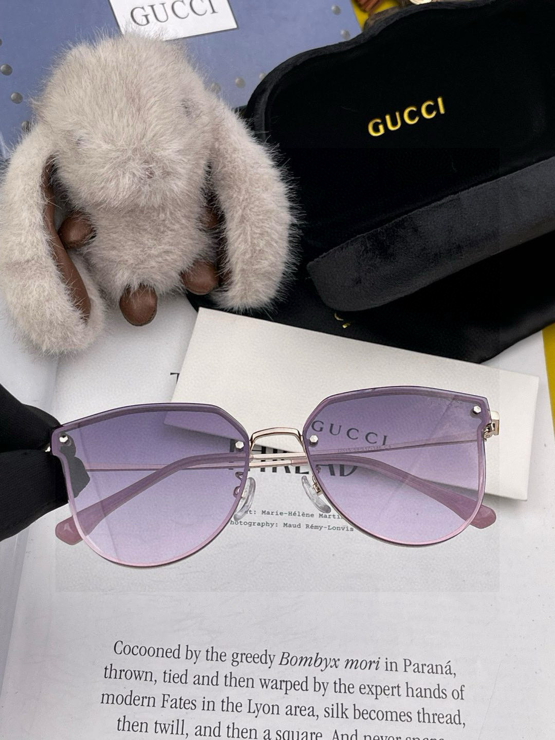 GUCCI 2025开春新款 最新款无框太阳镜 各路网红纷纷带起气场满分‼️ 俏皮甜美.上脸效果更佳.金