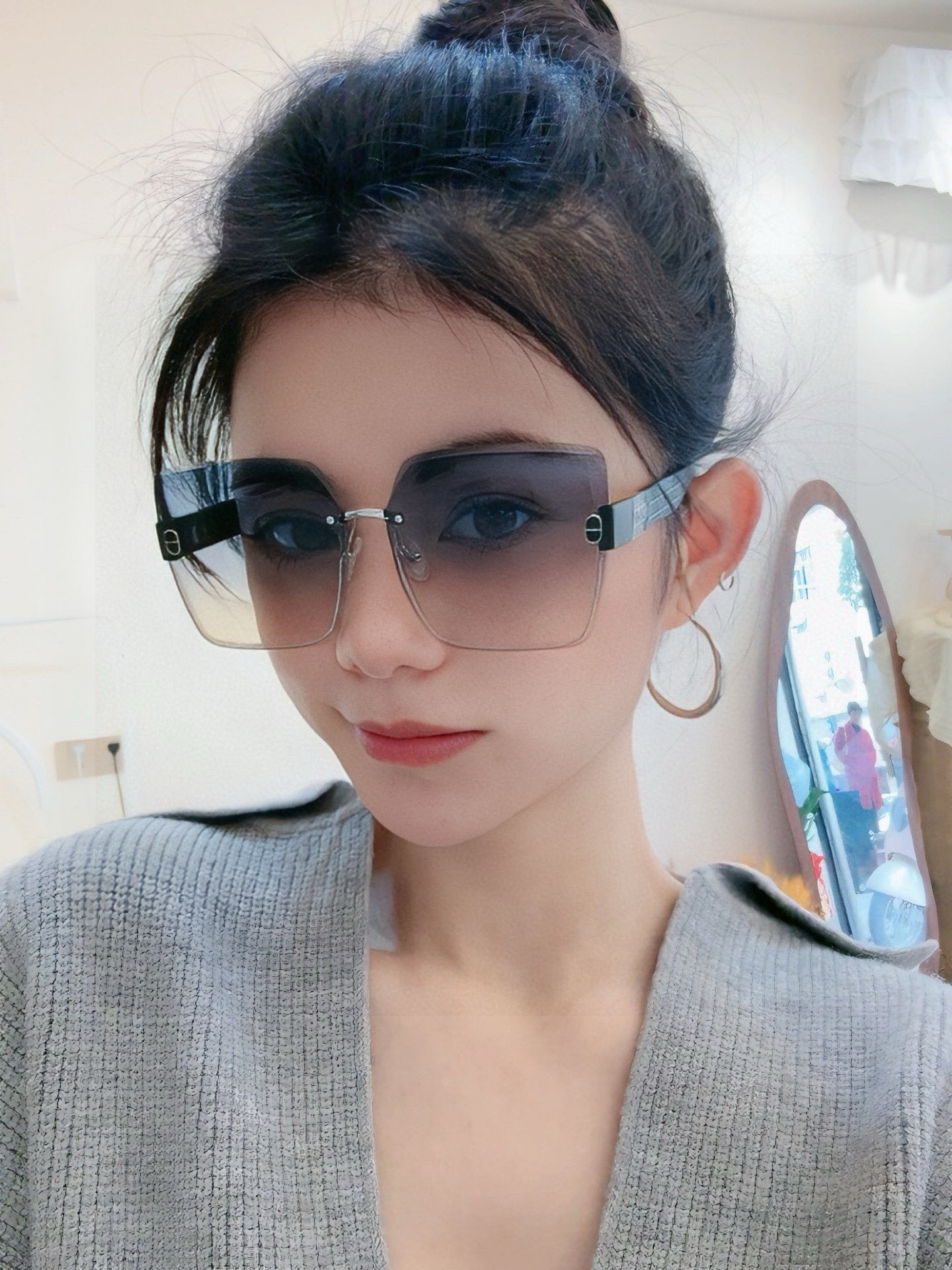 🔺 【DIOR-迪奥】2025开春新款 潮流爆款 时尚方框太阳镜 高品质 佩戴舒适 网红潮款墨镜 型号：