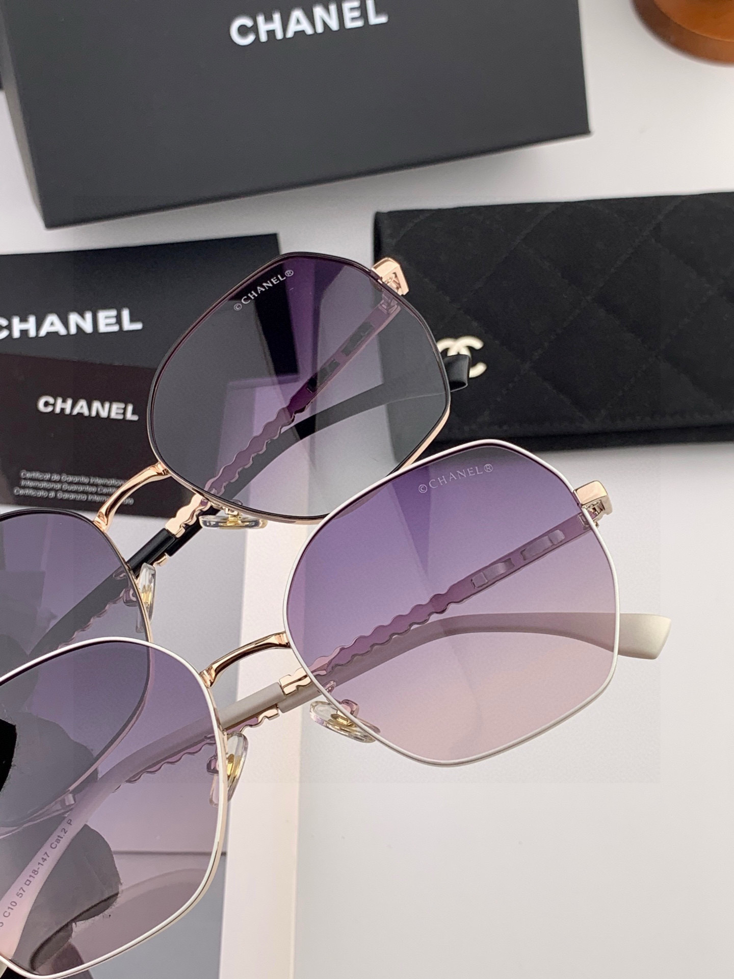 【CHANEL】香奈儿 新款尼龙偏光太眼镜，无框钻石 切边更有质感，大气女人范儿，大脸小脸都好看 ！型号