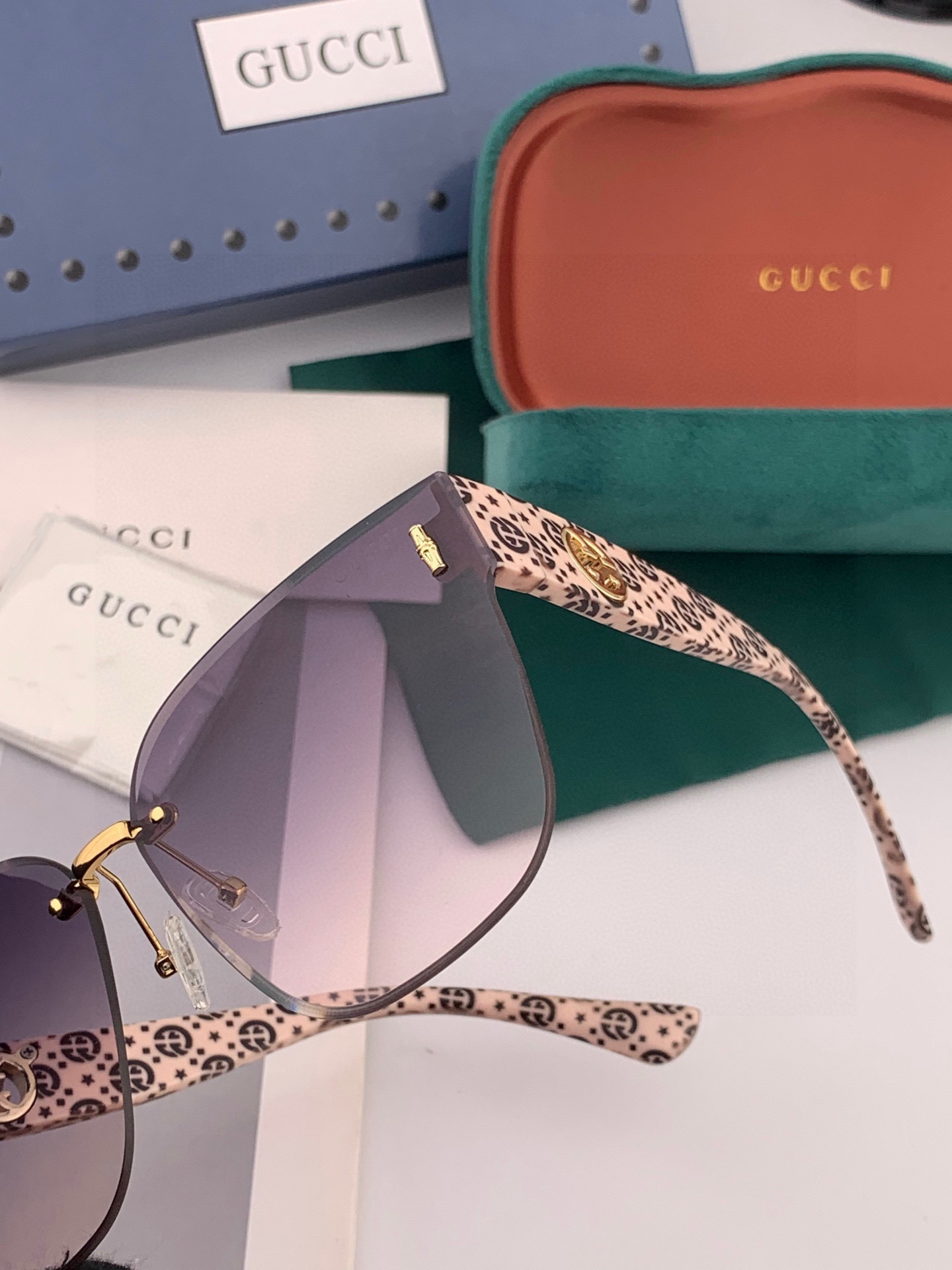 🔺 【GUCCI】2025开春新款 潮流爆款 时尚方框太阳镜 高品质 佩戴舒适 网红潮款墨镜 型号：G5