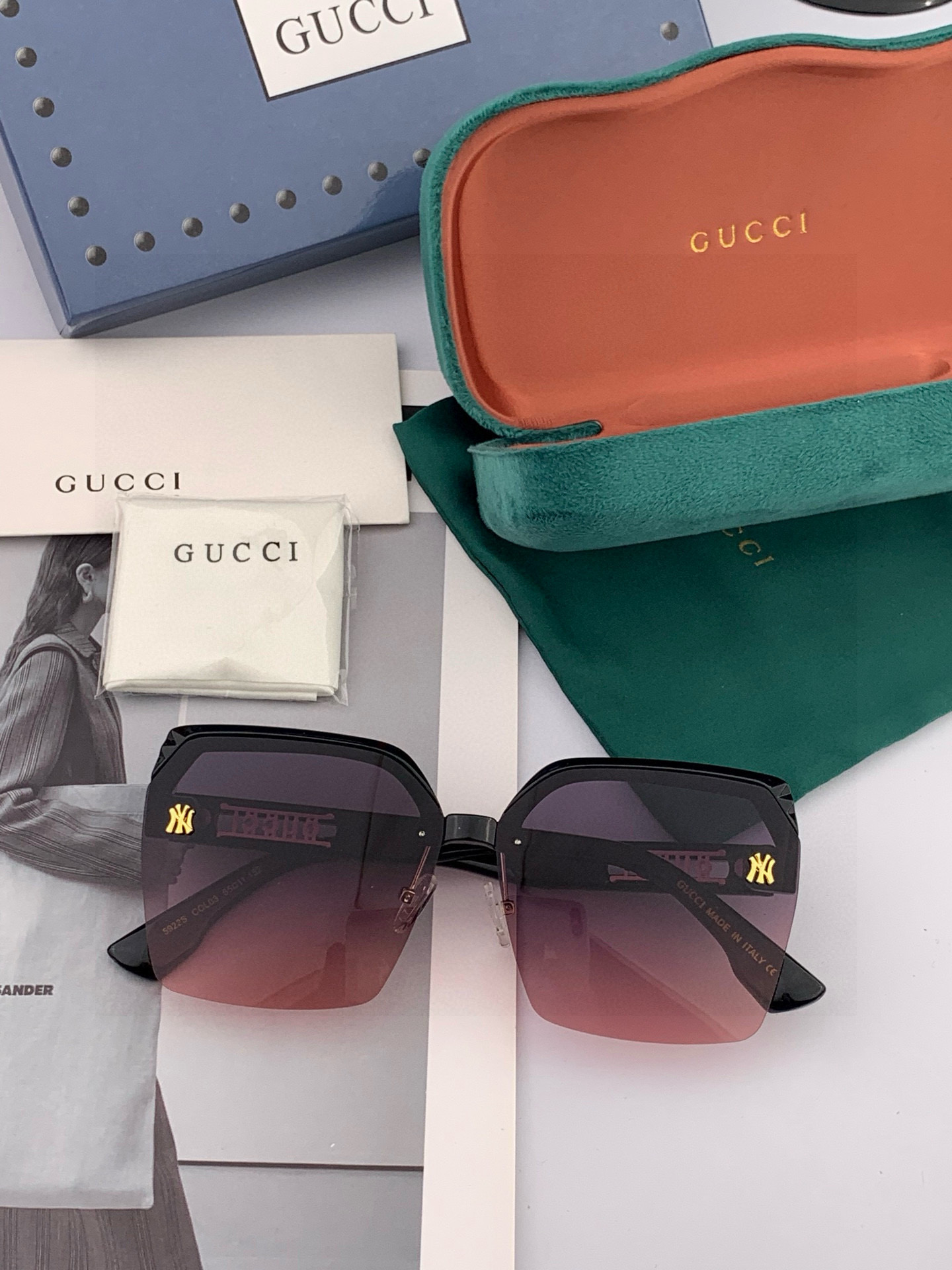 【TR偏光系列】Gucci 经典的方框设计，不挑脸型，无论搭配大衣还是连衣裙都非常显气质偏光镜片预防紫外