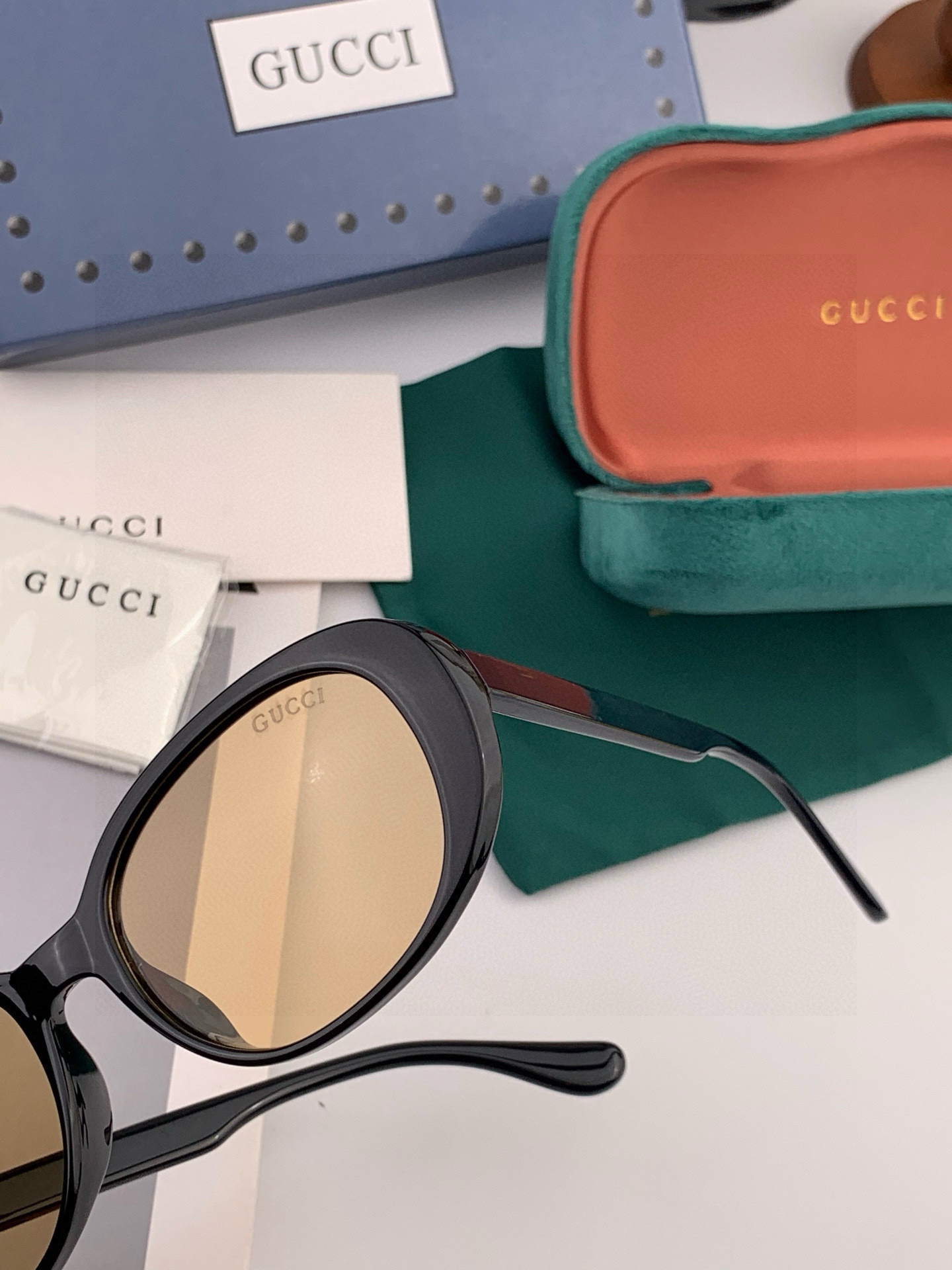🔺 【GUCCI】开春新款 潮流爆款 时尚方框偏光太阳镜 高品质 佩戴舒适 网红潮款墨镜 女士高清尼龙偏