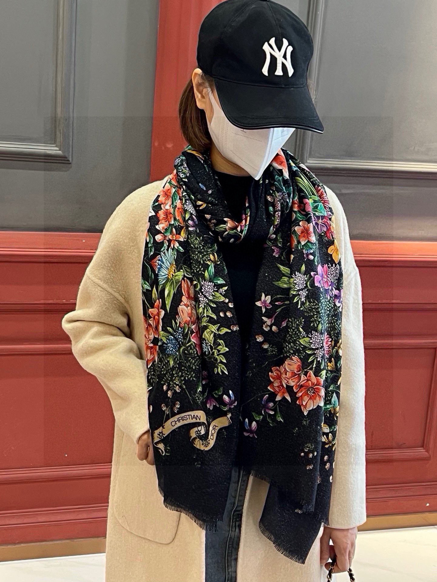 会发光发亮的围巾💃🏻💃🏻D家【D花香明媚】‼️抢‼️VIP推荐 ‼️👍下手一定要快【高端 大爱 ‼️纯羊