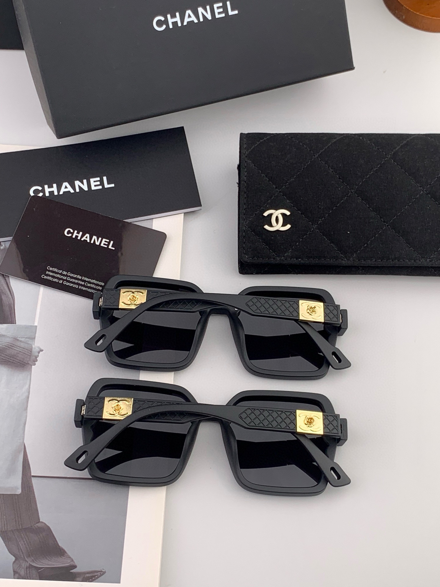 【CHANEL】香奈儿 2025新款潮流爆款 时尚方框太阳镜 佩戴舒适 网红潮款墨镜 女士高清加厚偏光太