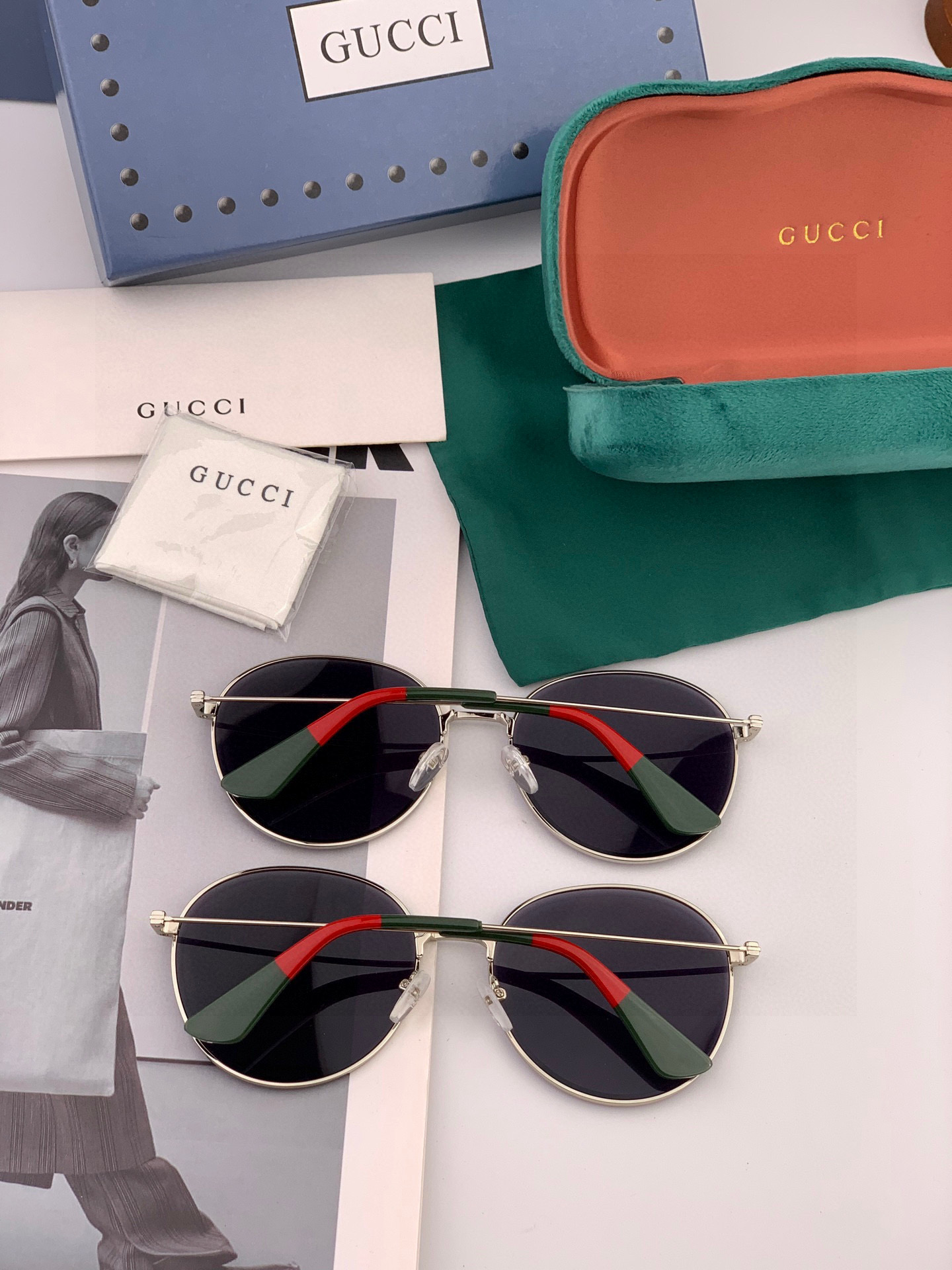 GUCCI 新款尼龙偏光太眼镜，无框钻石 切边更有质感，大气女人范儿，大脸小脸都好看 ！型号：G0299