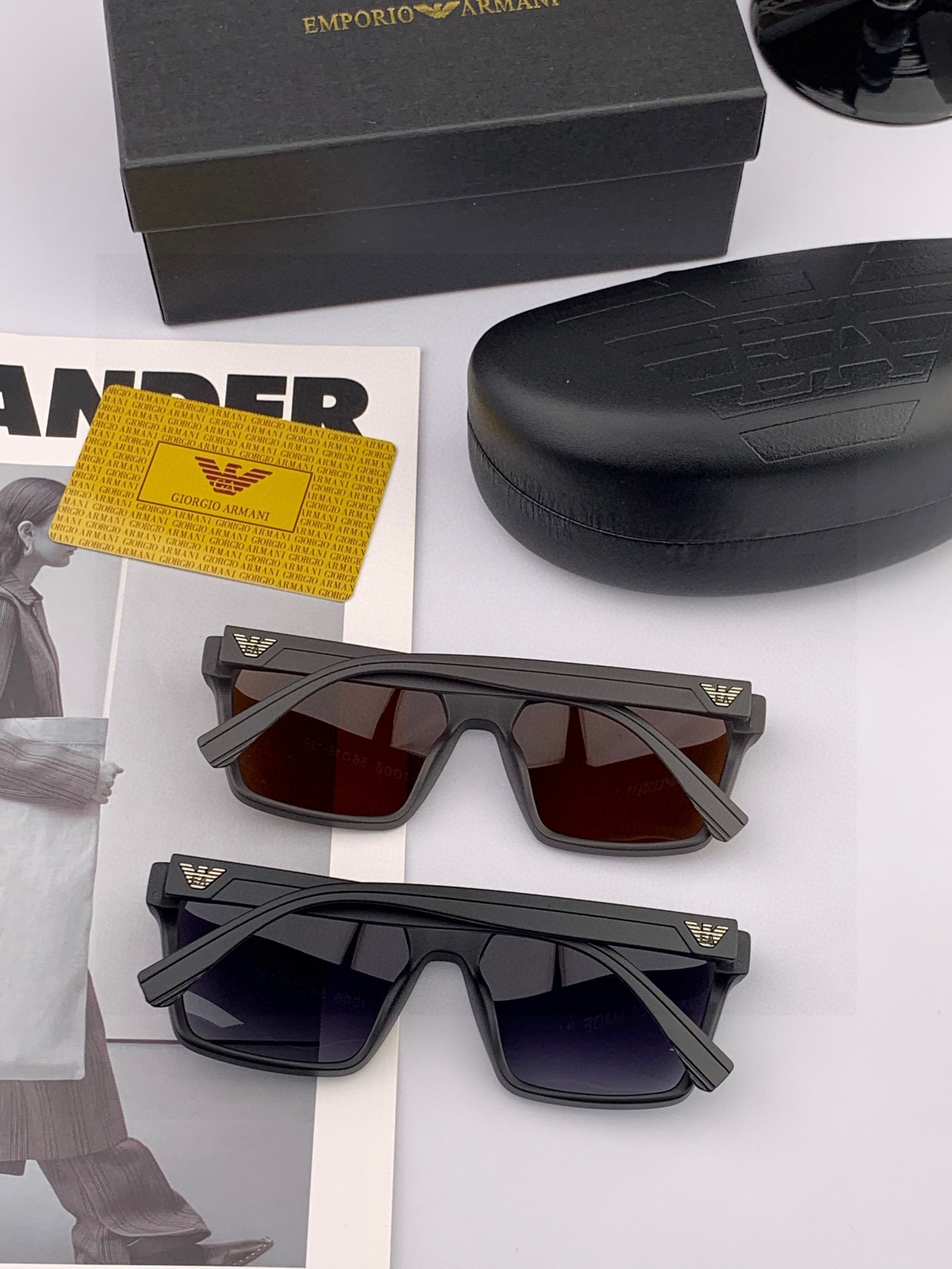 【阿玛尼】2025新款超百搭金属尼龙太阳镜、造型轮廓超大镜框完美修饰脸型，时尚超级百搭 ！型号：A810