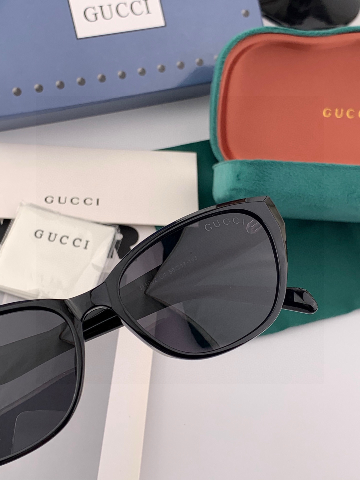 🔺 【GUCCI】2025开春新款 潮流爆款 时尚方框偏光太阳镜 高品质 佩戴舒适 网红潮款墨镜 女士高