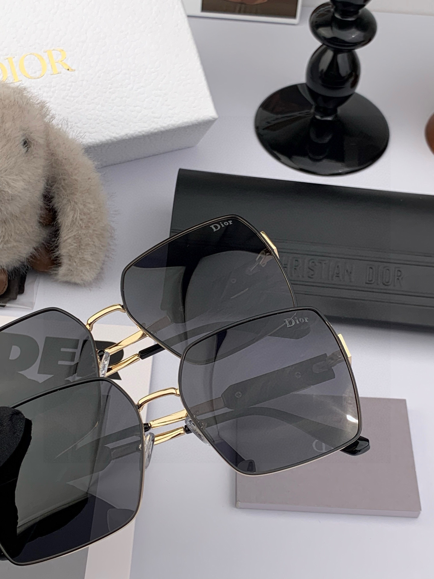 🔺 【DIOR-迪奥】2025开春新款 潮流爆款 时尚方框偏光太阳镜 高品质 佩戴舒适 网红潮款墨镜 型