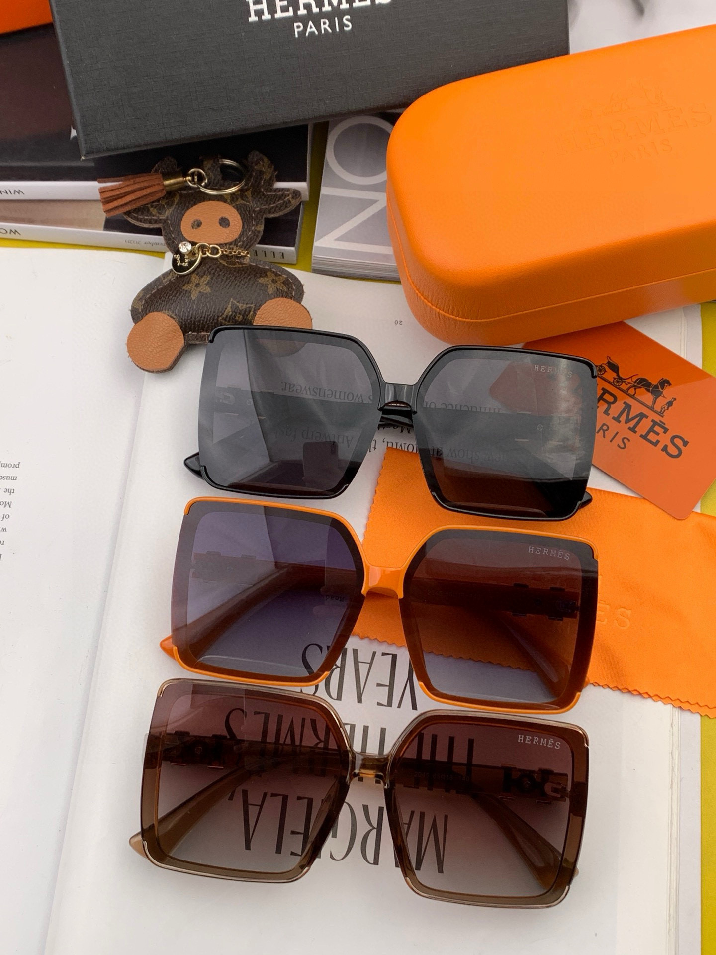 2025新款 爱马仕女士偏光太阳镜🕶️ 宝丽来高清镜片🎉高品质TR-90镜框 时尚百搭！型号：H5204