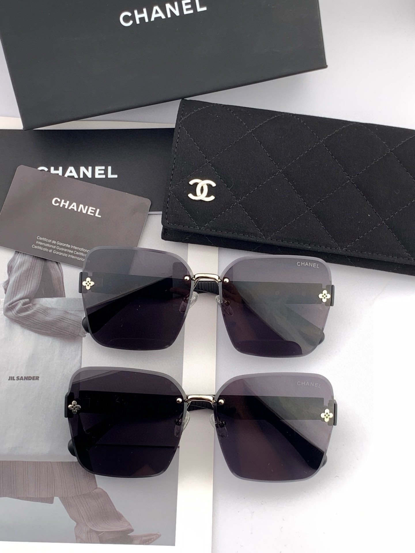 【CHANEL】香奈儿 2025新款潮流爆款 时尚方框太阳镜 佩戴舒适 网红潮款墨镜 女士高清加厚偏光太