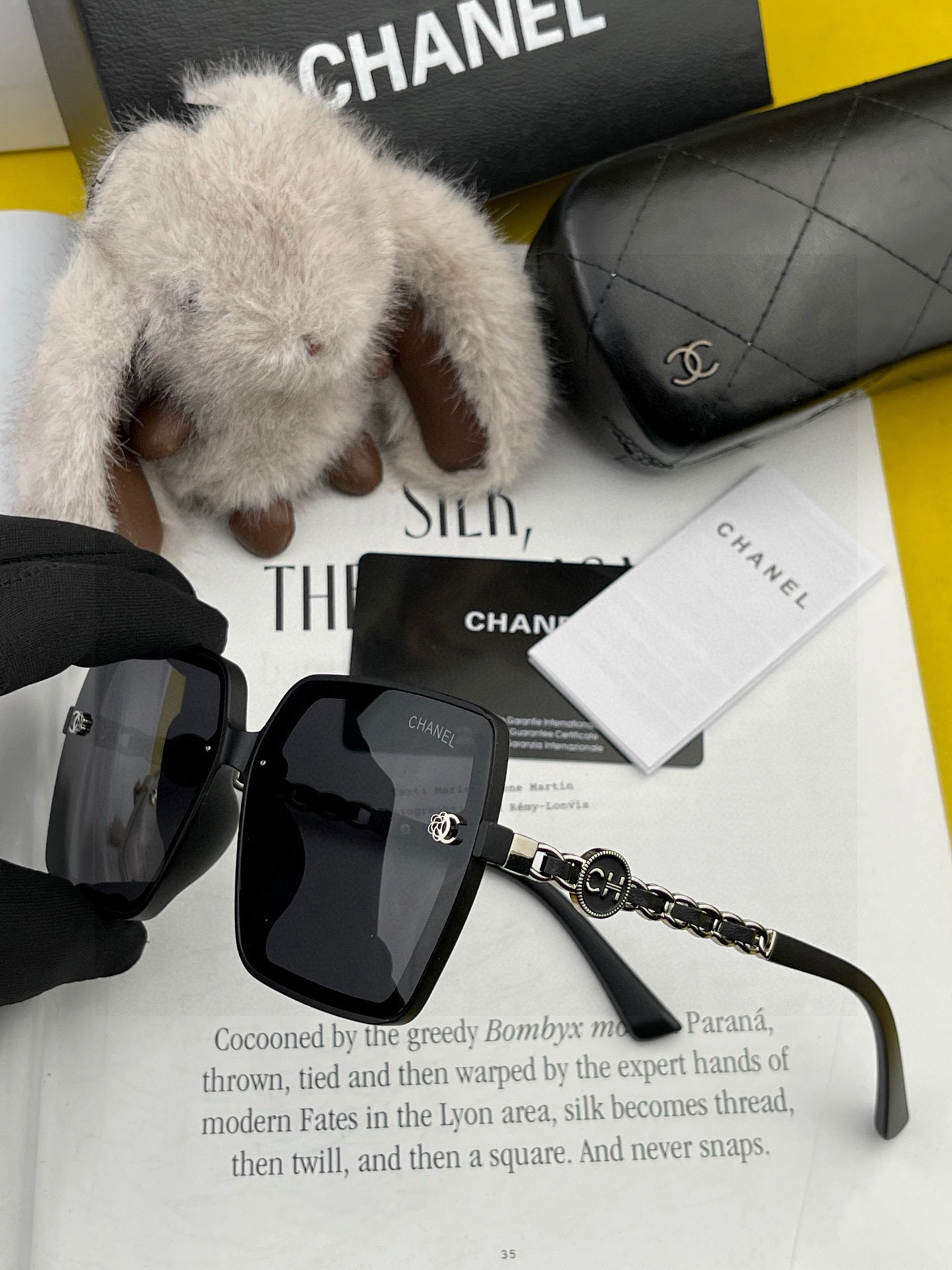 香奈儿 2025开春新款太阳镜 各路网红纷纷带起气场满分‼️ 俏皮甜美.上脸效果更佳.金属质感超好 型号