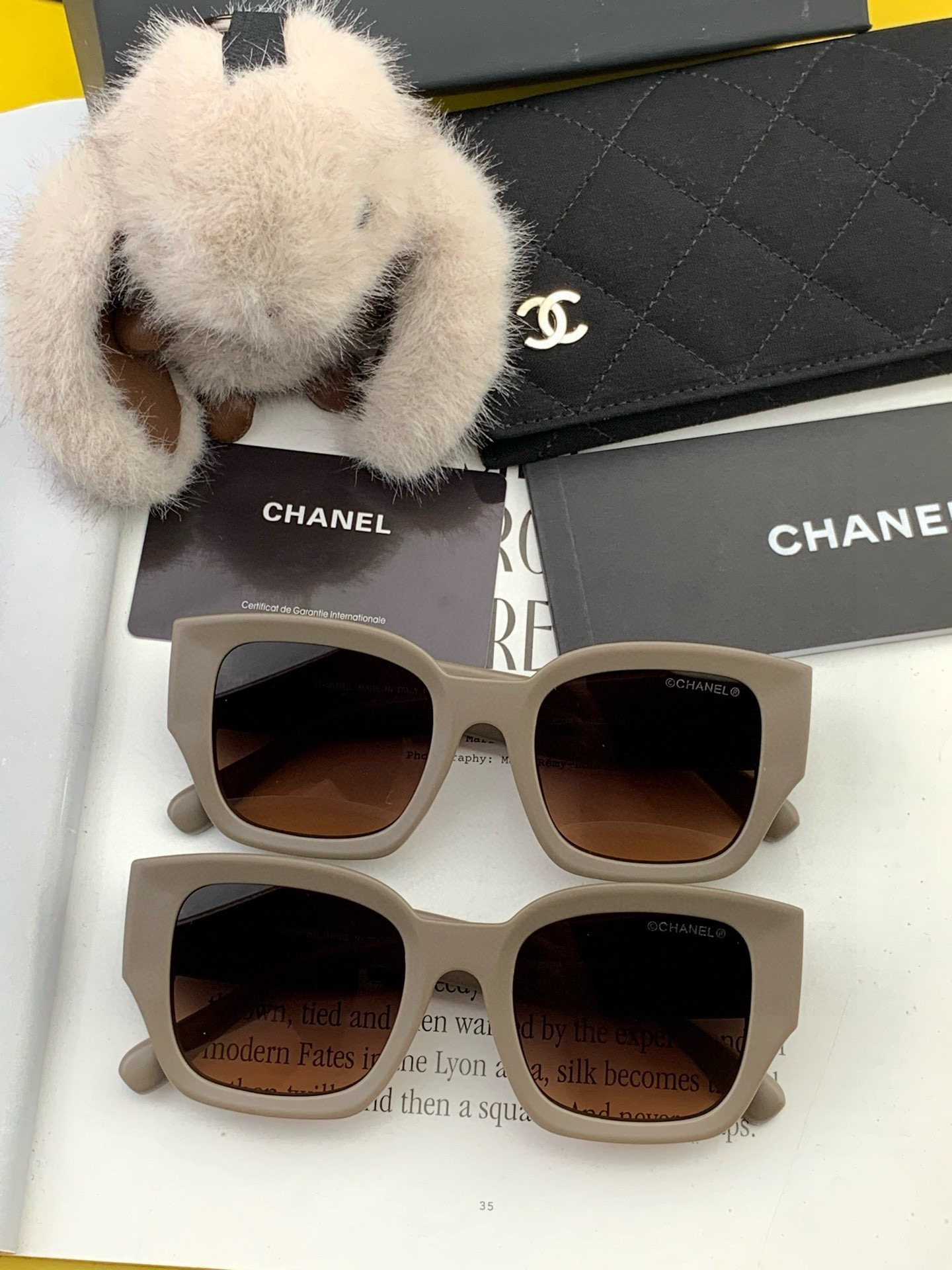 新品CHANEL 香奈儿太阳镜以独特魅力和前卫风格诠释春夏最新眼镜，质感超好佩带舒适 型号：CH4550