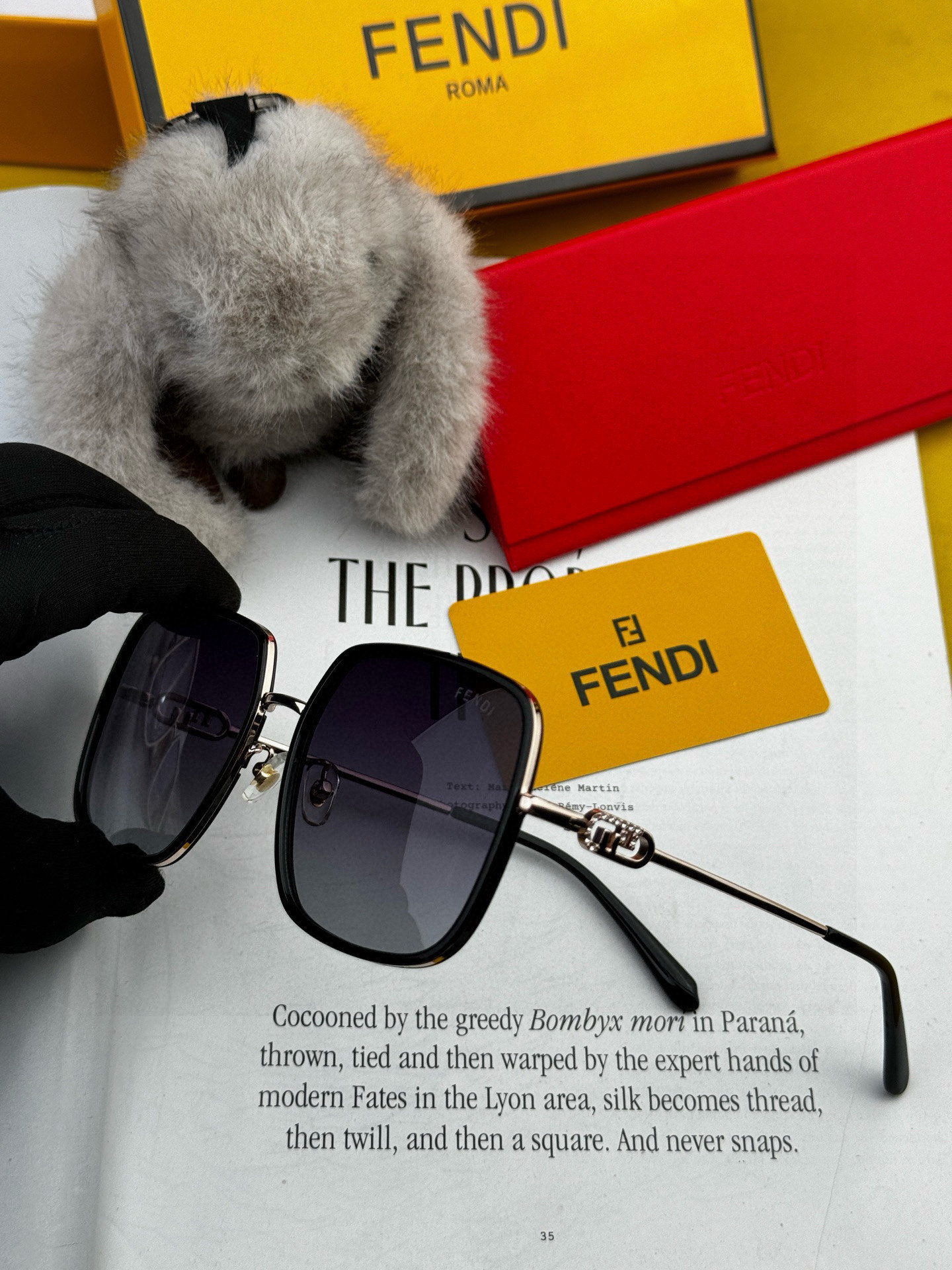 🔺 【芬迪】2025开春新款 潮流爆款 时尚方框偏光太阳镜 高品质 佩戴舒适 网红潮款墨镜 女士高清偏光