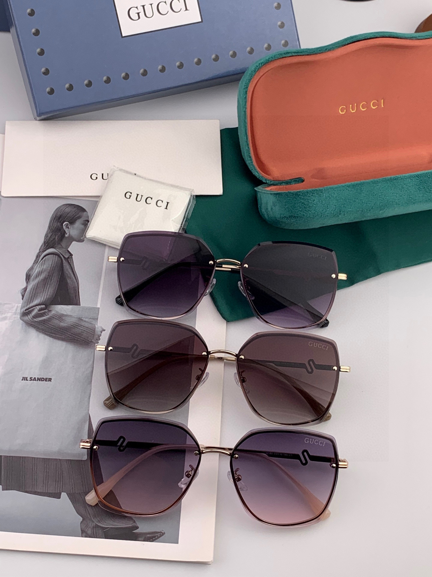 GUCCI 2025开春新款 最新款无框太阳镜 各路网红纷纷带起气场满分‼️ 俏皮甜美.上脸效果更佳.金