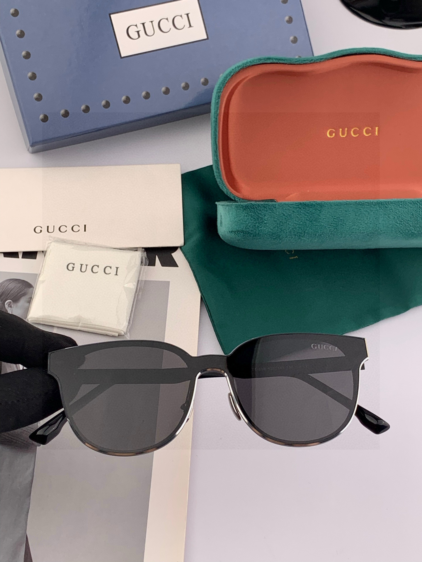连体镜GUCCI 2025开春新款一体镜 大框太阳镜男女同款 😎 爆款大框尼龙太阳镜 超逼格超酷 镜腿品