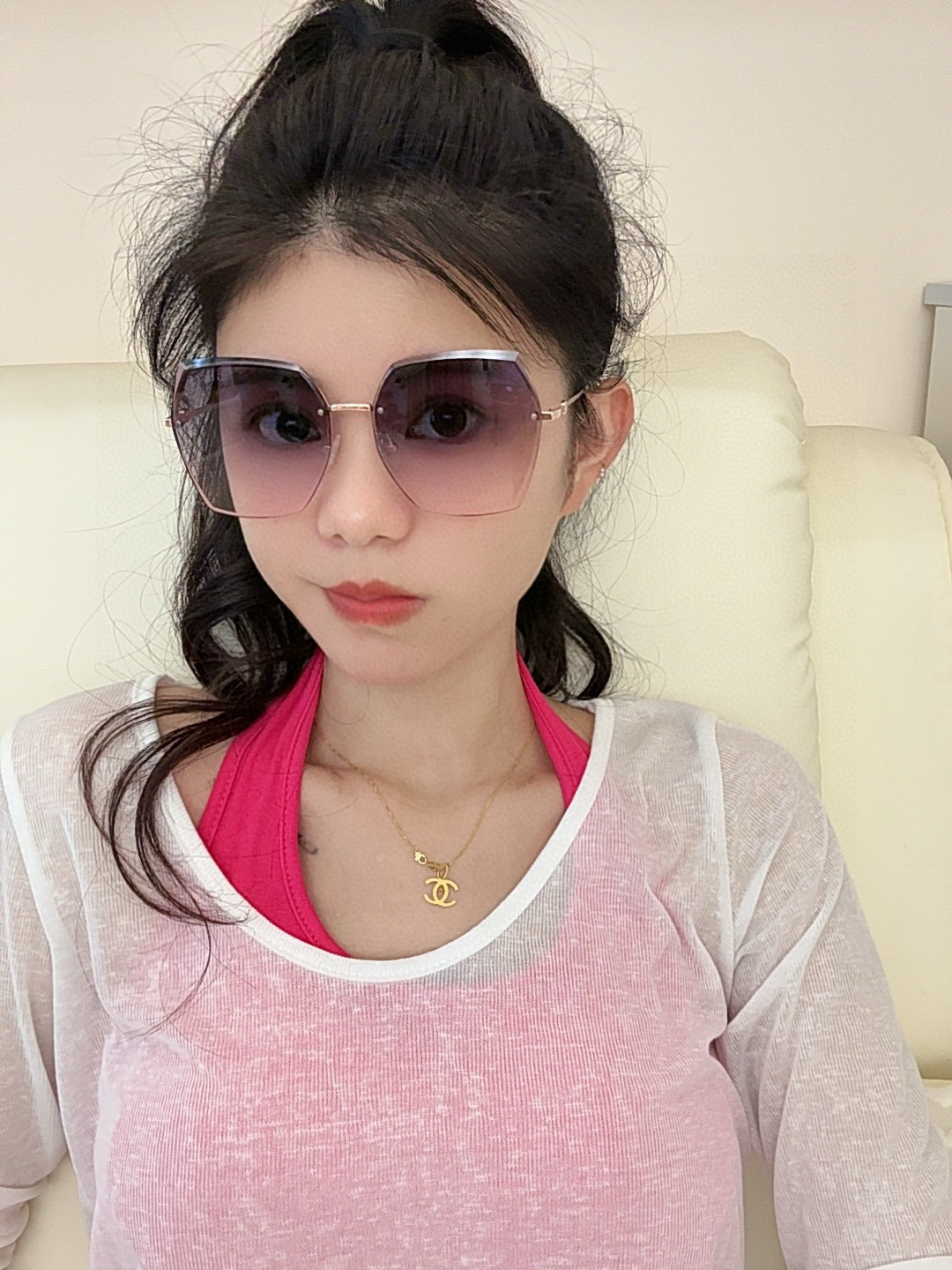 【GUCCI】 新款尼龙太眼镜，无框钻石 切边更有质感，大气女人范儿，大脸小脸都好看 ！型号：G1240