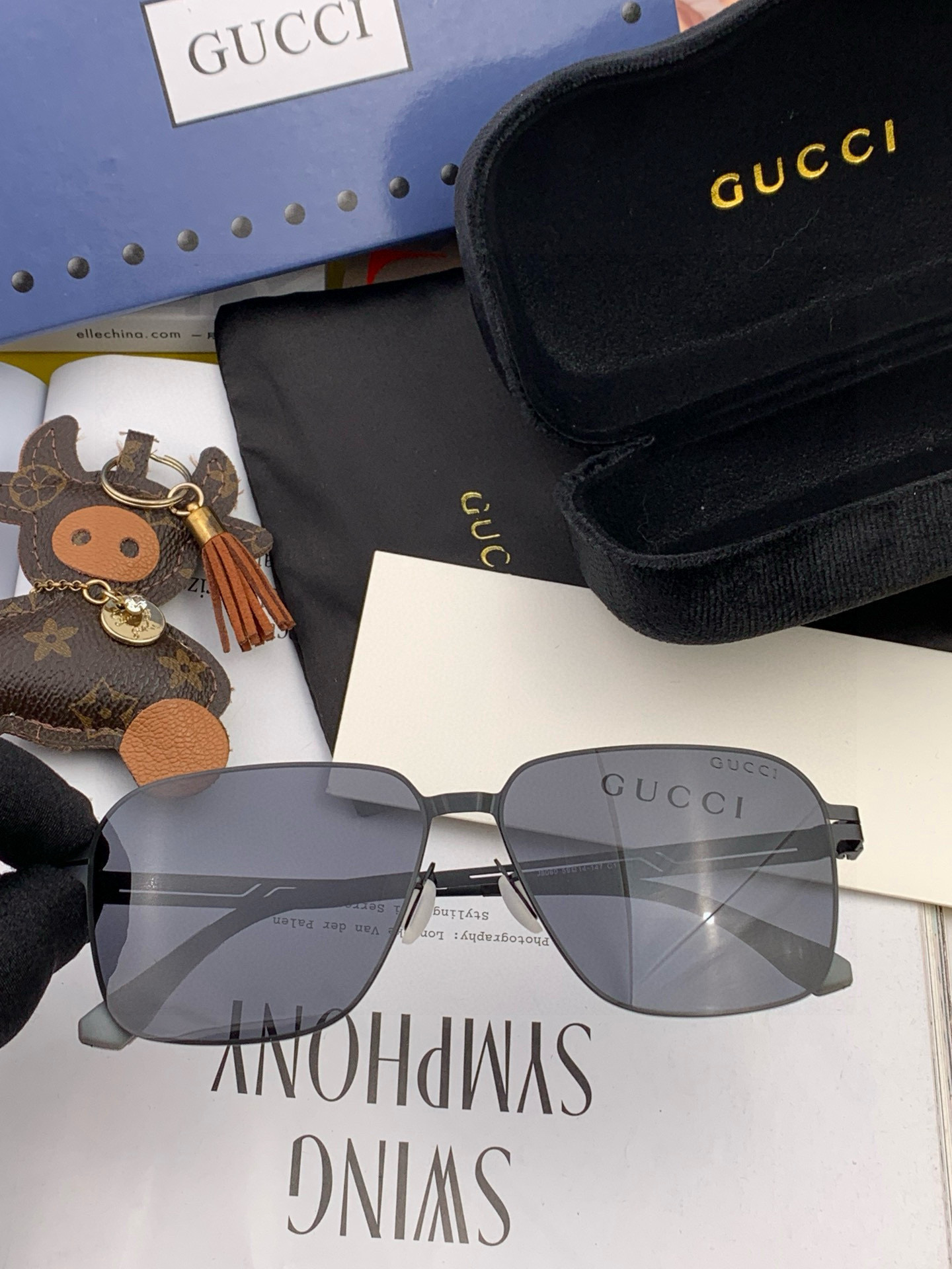 ♦️ GUCCI 2025新款男女情侣款太阳镜多边形墨镜iP电镀永不褪色 超轻超有弹性整幅眼镜无螺丝重要