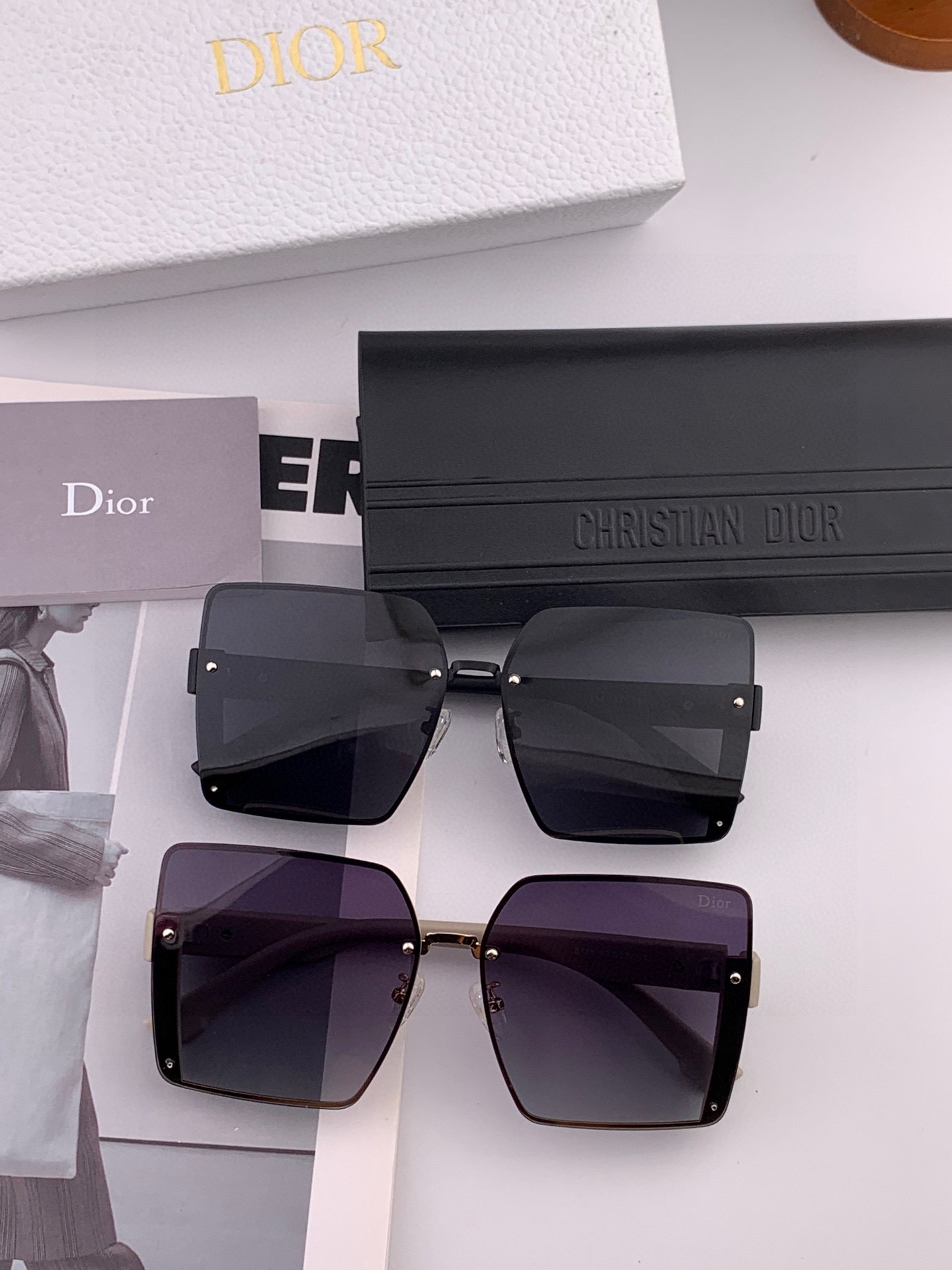 DIOR 2025新款女士方框太阳眼镜 开车墨镜 新款金属无框太阳镜 时尚大方 舒适轻盈 精致奢华 超轻