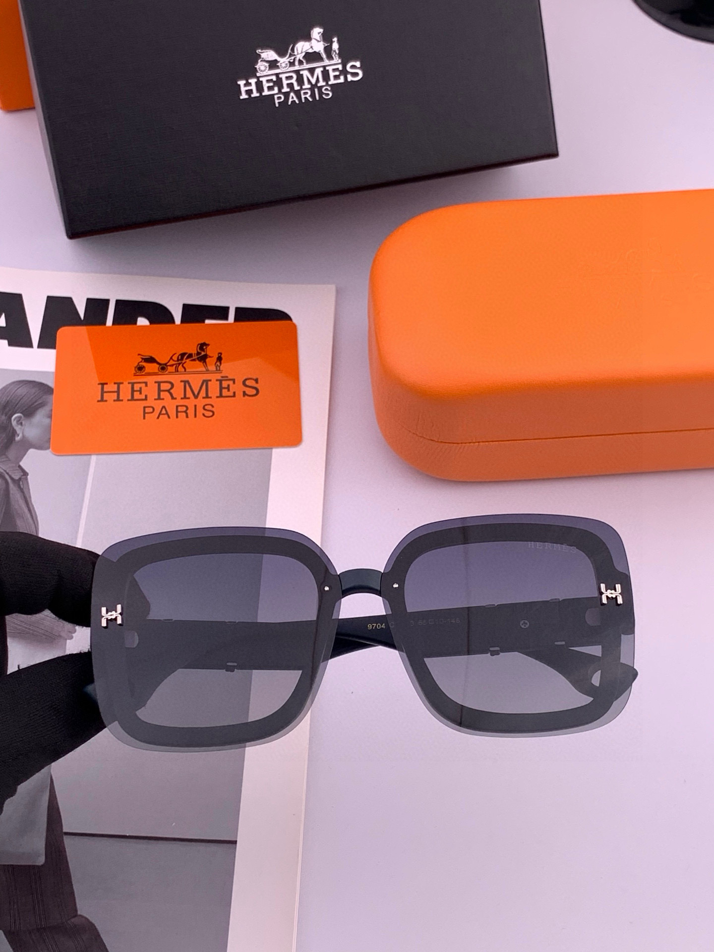 【TR偏光系列】爱马仕 经典的方框设计，不挑脸型，无论搭配大衣还是连衣裙都非常显气质尼龙偏光镜片预防紫外