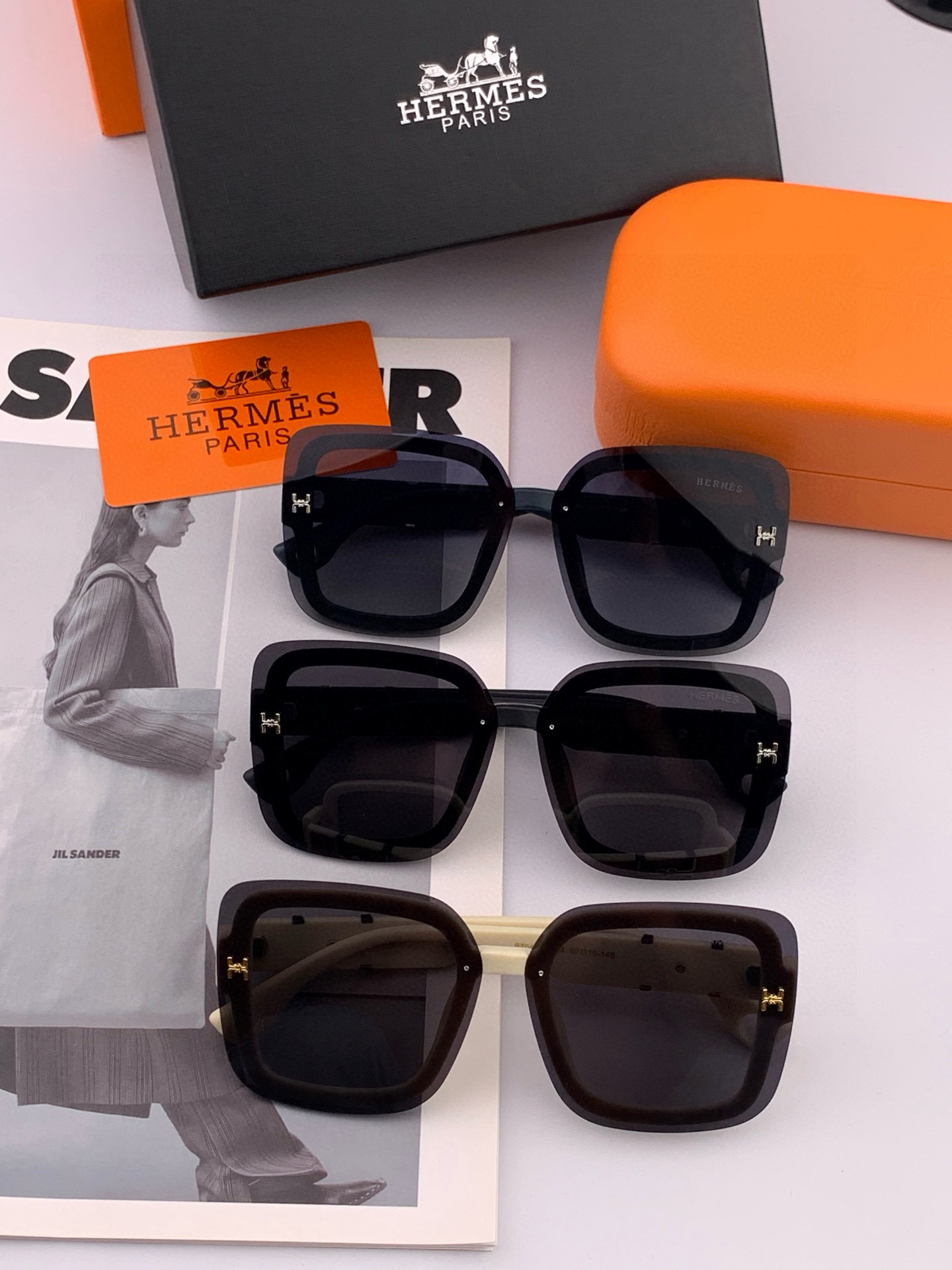 【TR偏光系列】爱马仕 经典的方框设计，不挑脸型，无论搭配大衣还是连衣裙都非常显气质尼龙偏光镜片预防紫外