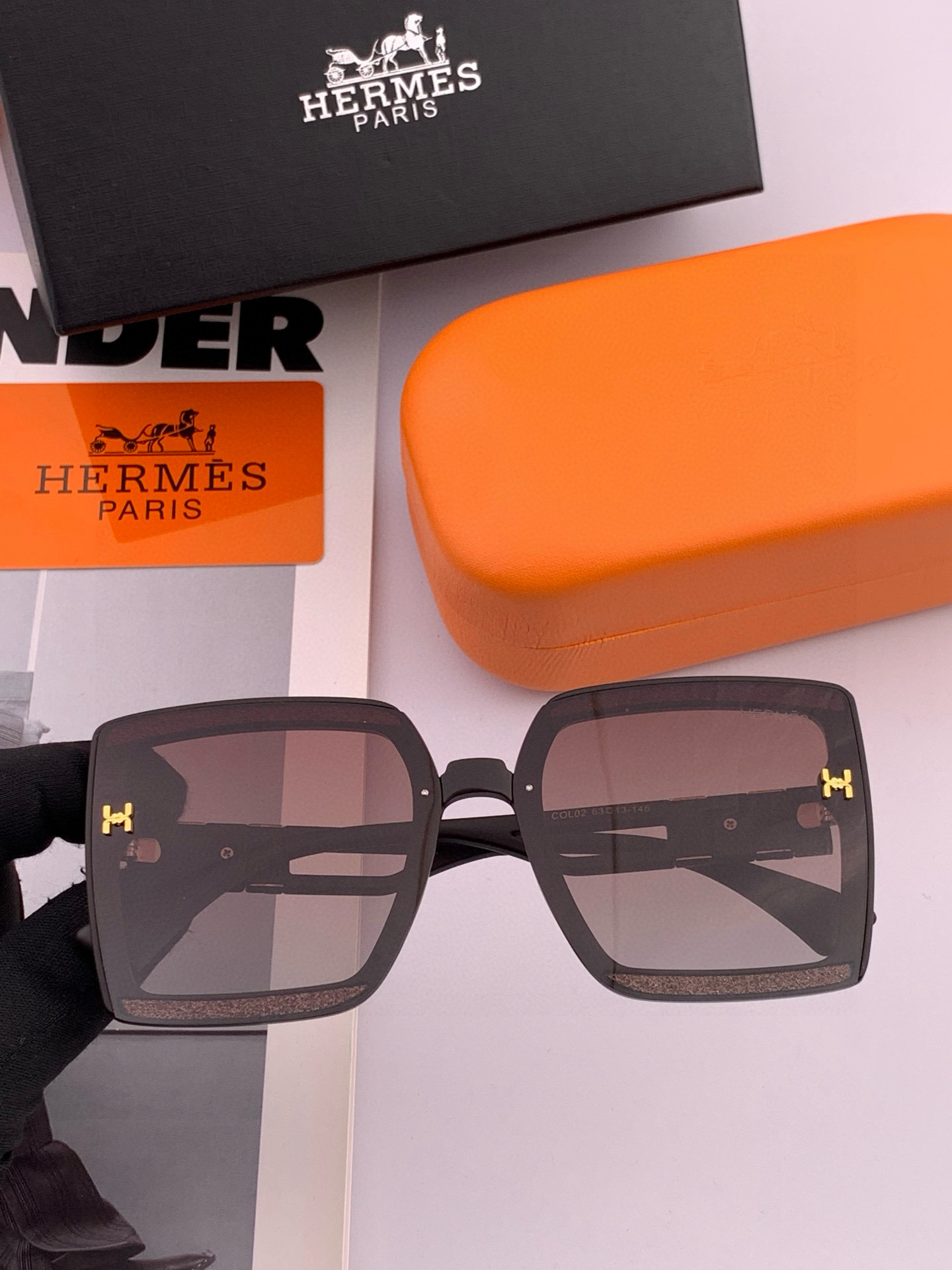 【TR偏光系列】爱马仕 经典的方框设计，不挑脸型，无论搭配大衣还是连衣裙都非常显气质尼龙偏光镜片预防紫外