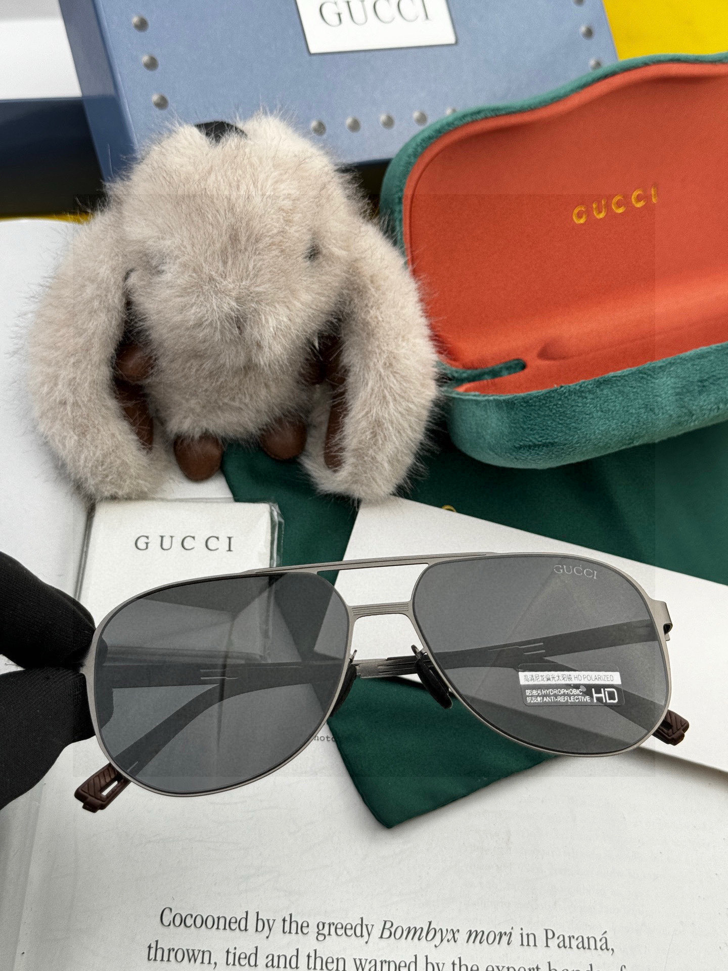 GUCC* 2025 新款男女情侣款太阳iP电镀永不褪色 卖点：超轻超有弹性整幅眼镜无螺丝重要的是压不坏