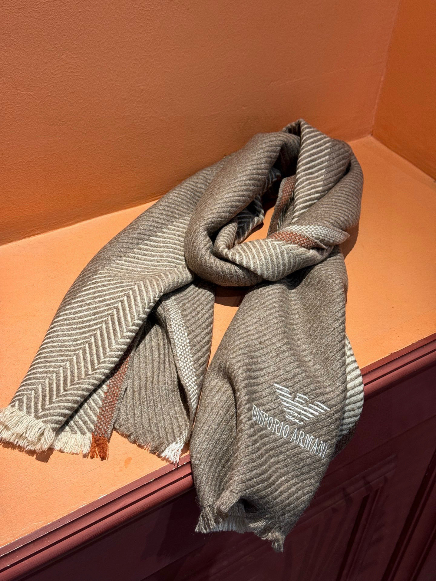 EMPORIO ARMANI。EA阿玛尼。秋冬新品，男士羊绒围巾。，无敌贴身质感，弹力极好，超级搭配王，