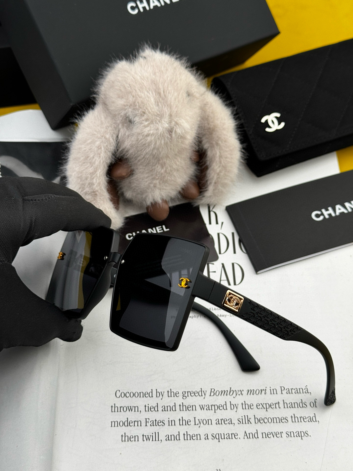 【CHANEL】香奈儿 2025新款潮流爆款 时尚方框太阳镜 佩戴舒适 网红潮款墨镜 女士高清加厚偏光太