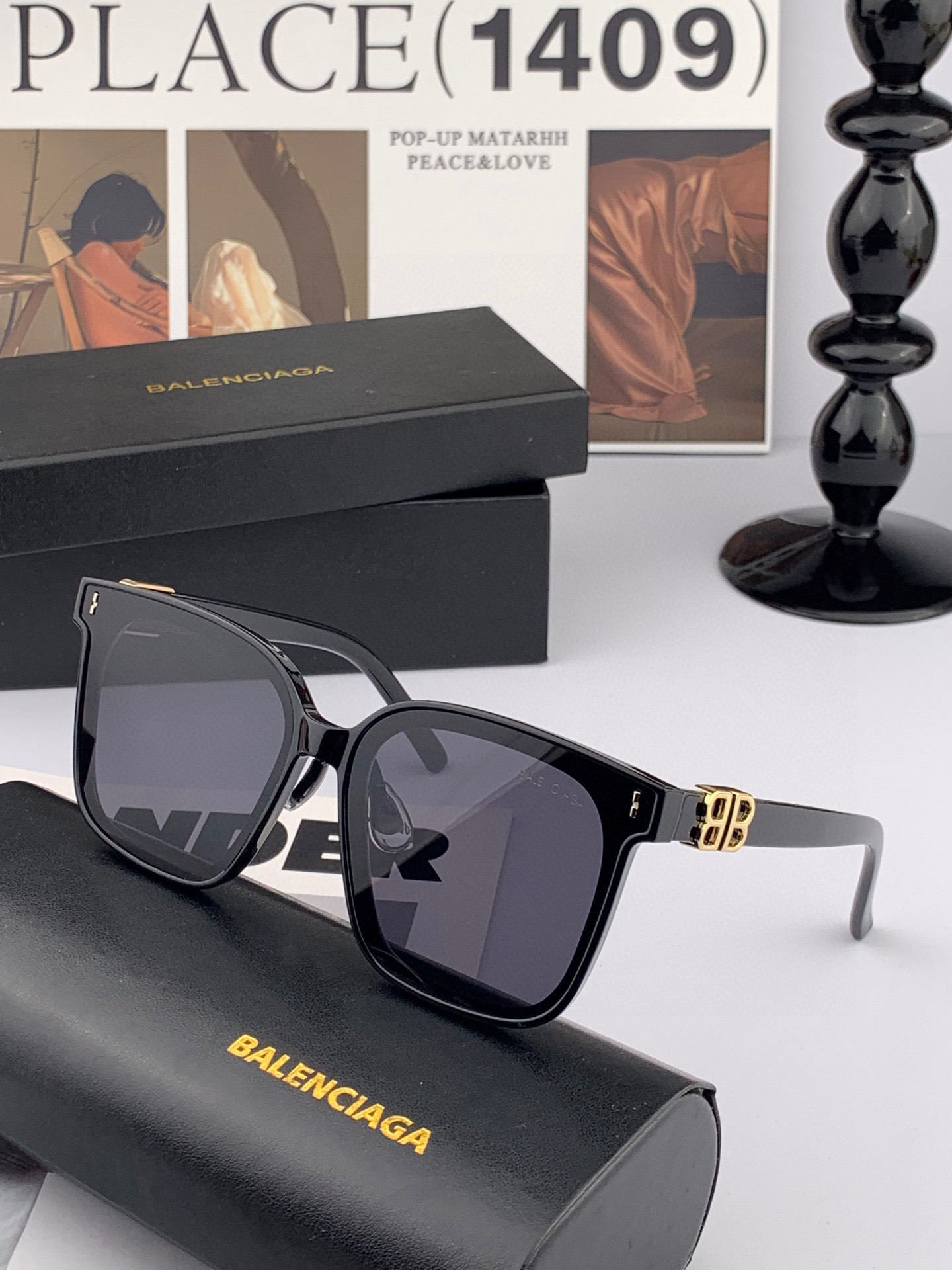 🎈原版出货 巴宝莉网红超爆款💙经典奢华全球风[强][酷][亲亲] 时尚方框太阳镜[得意] 气质非凡😄 经