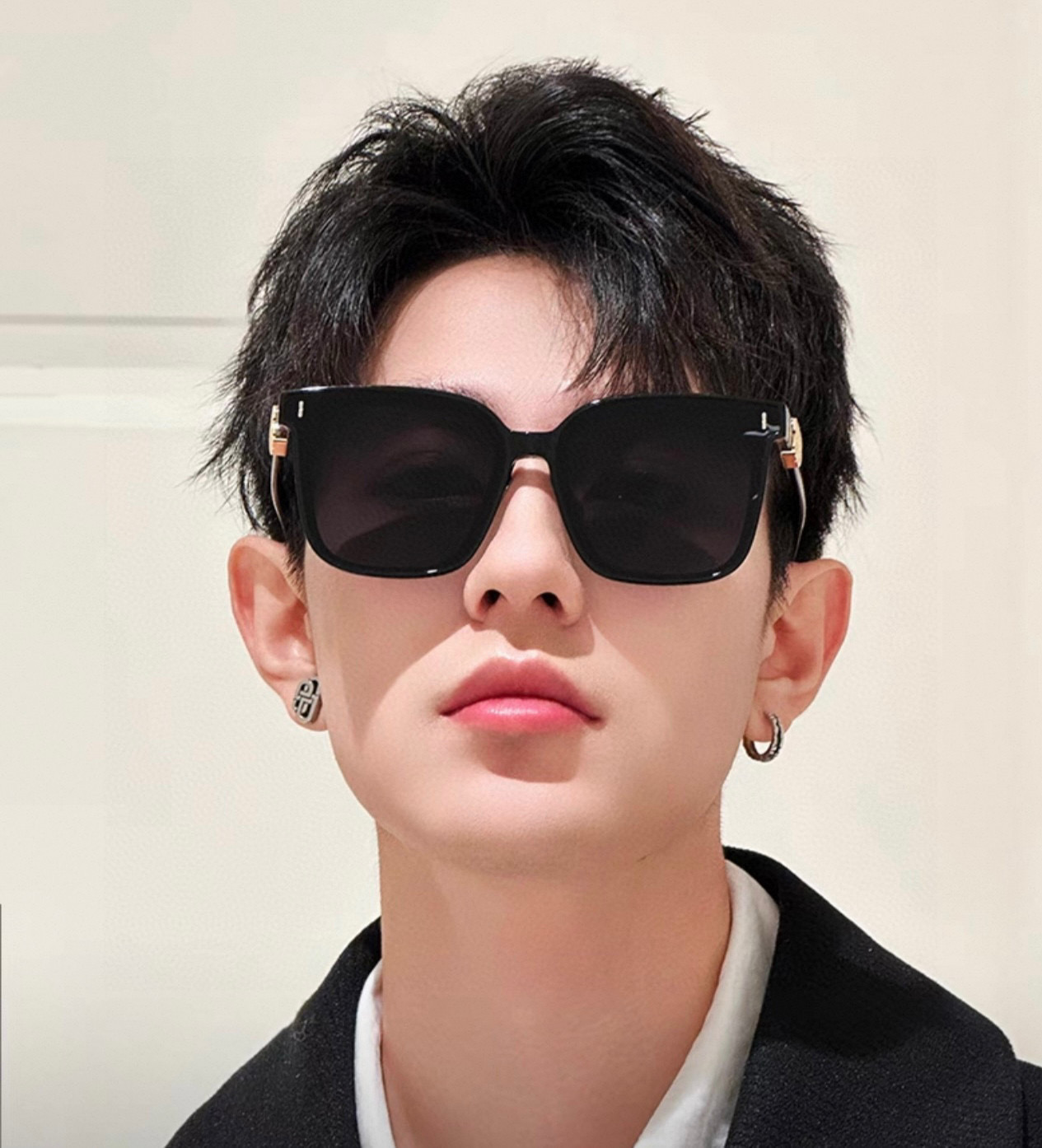 🎈原版出货 巴宝莉网红超爆款💙经典奢华全球风[强][酷][亲亲] 时尚方框太阳镜[得意] 气质非凡😄 经