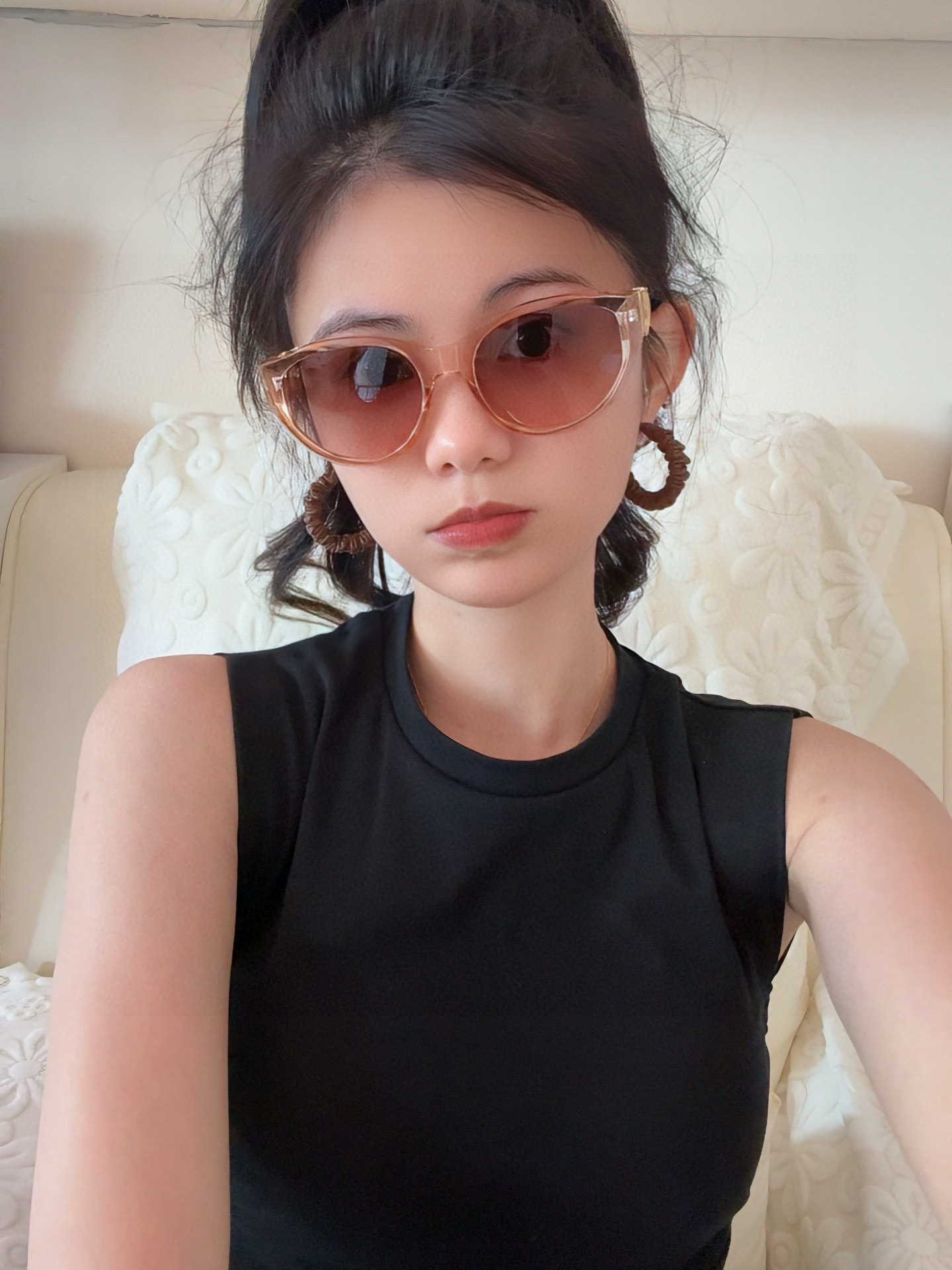 LV 2025年开春新款 潮流爆款 时尚方框太阳镜 高品质 佩戴舒适 网红潮款墨镜 型号L1231