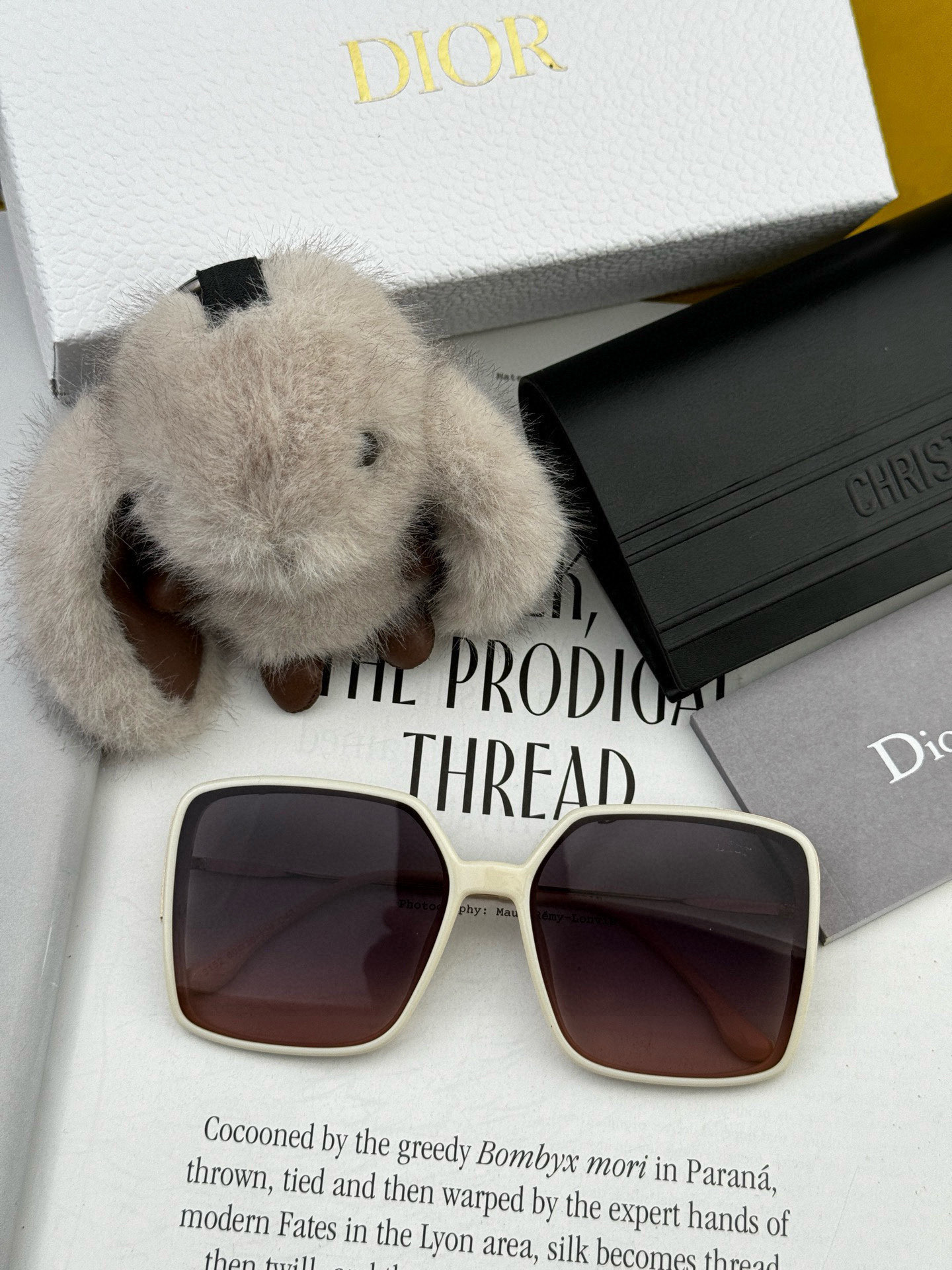 🔺 【DIOR-迪奥】2025开春新款 潮流爆款 时尚方框偏光太阳镜 高品质 佩戴舒适 网红潮款墨镜 女