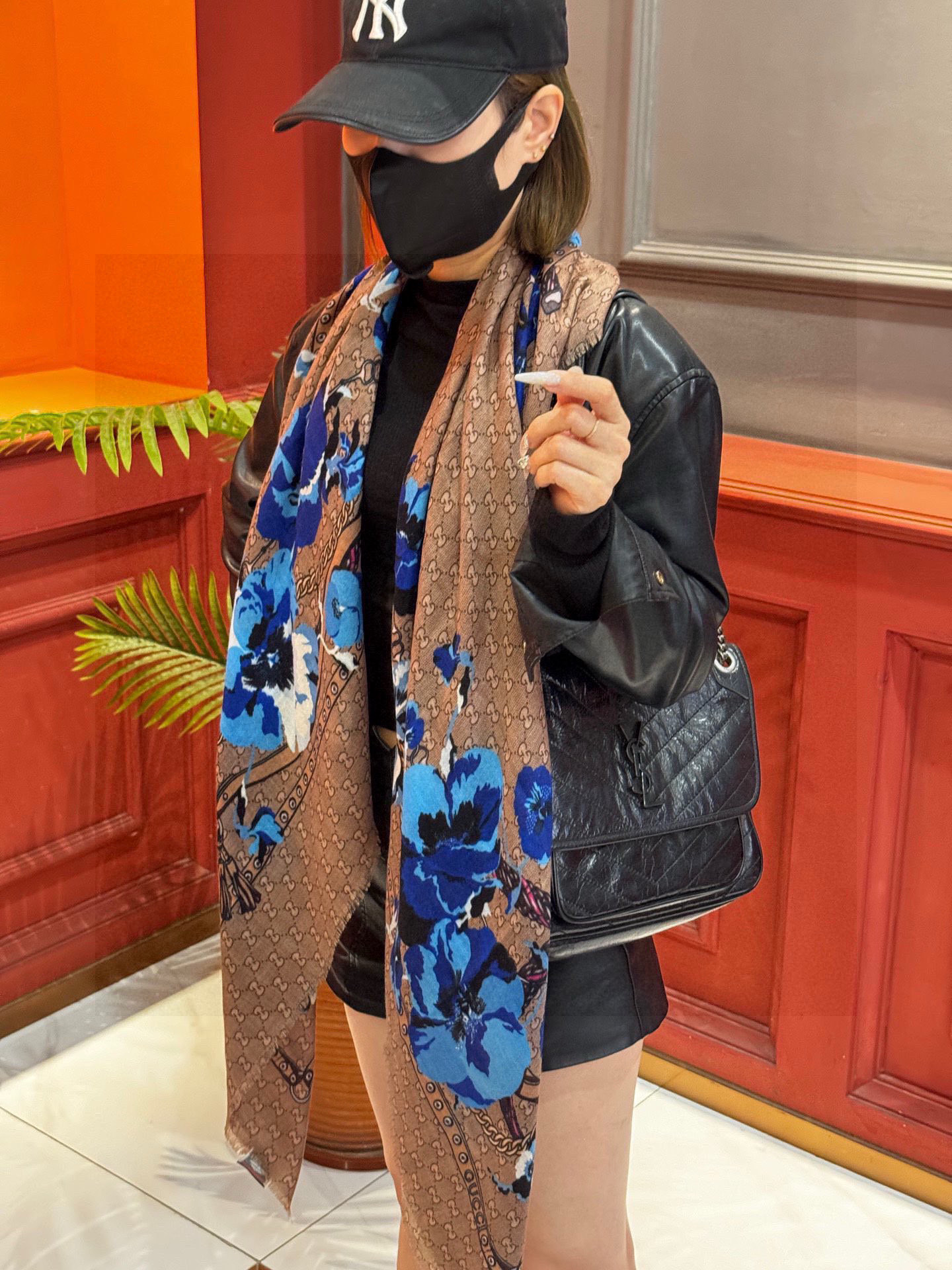 爆款出货 真正的海外原版货——从海外买的正品花了一个月画稿打版，要做咱们就做最好的💯 一花四色每色都把我