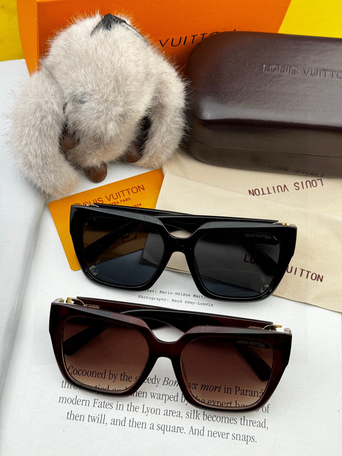 LV 2025新款女士方框太阳眼镜 开车墨镜 新款太阳镜 时尚大方 舒适轻盈 精致奢华 超轻 型号：L9