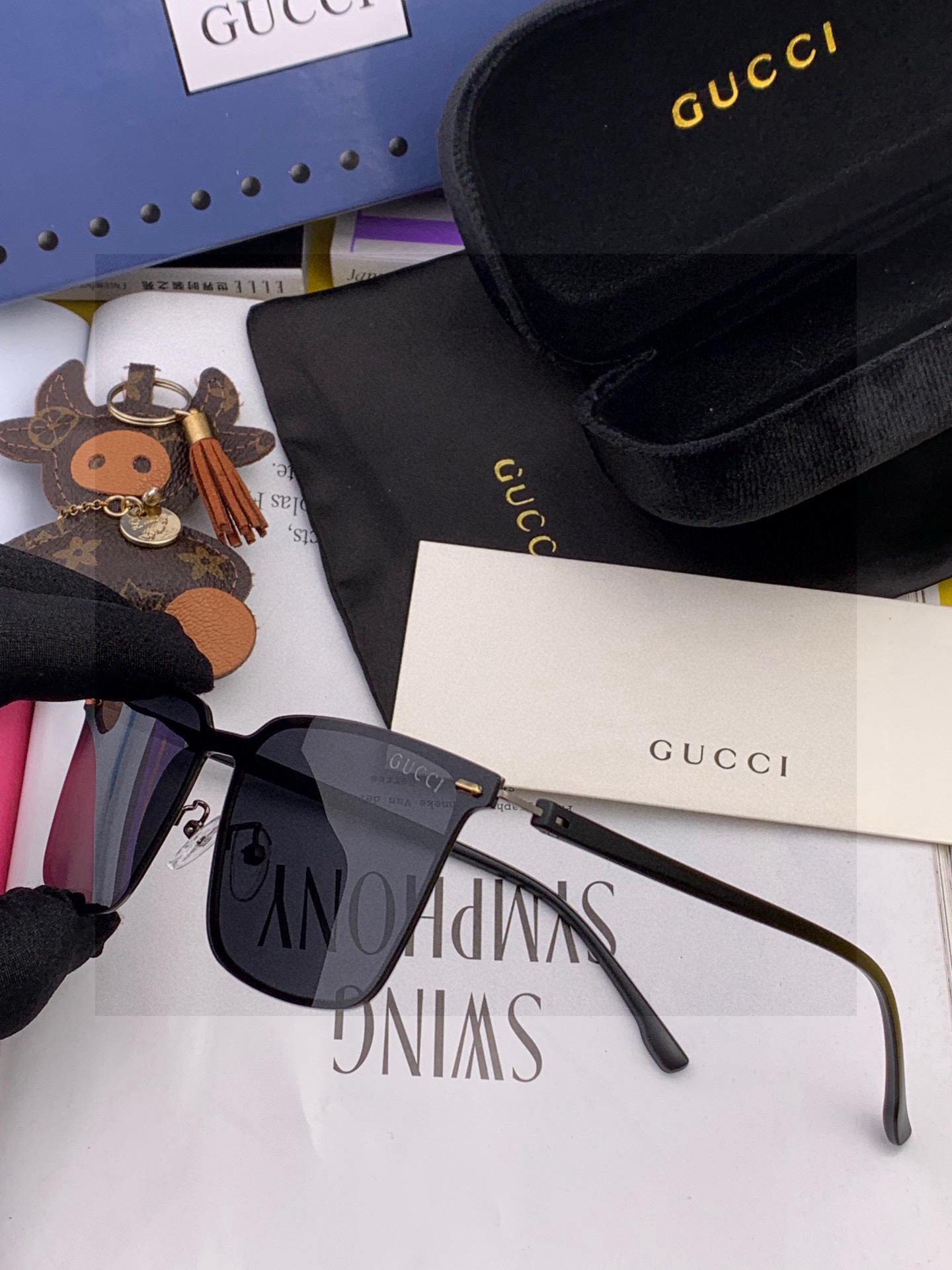 Gucci古奇 新款连体驶驾镜墨镜出行必众备多明星同款 太阳镜 男女太士阳镜飞行 型号：G11363