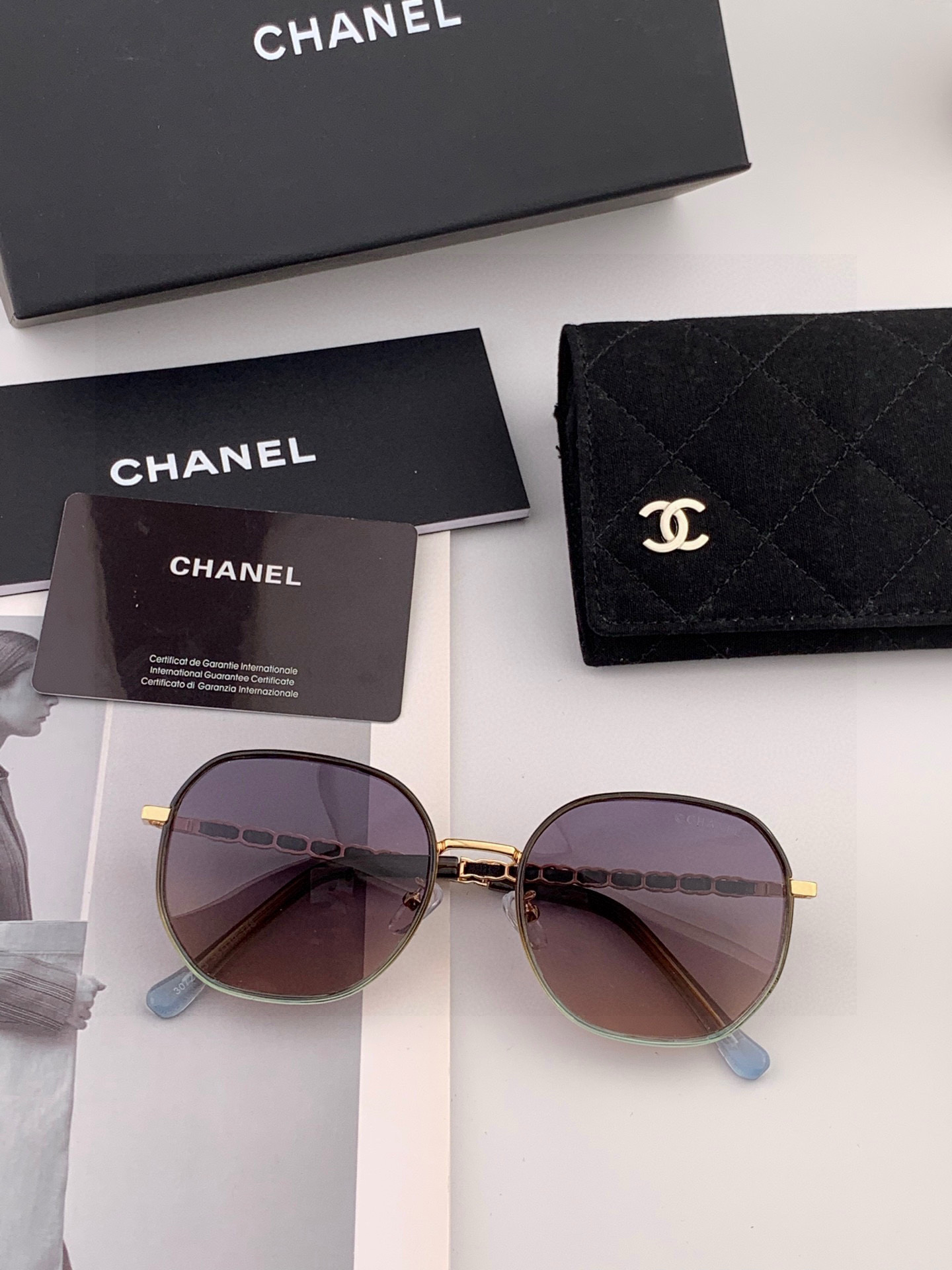 【CHANEL】香奈儿 新款尼龙偏光太眼镜，无框钻石 切边更有质感，大气女人范儿，大脸小脸都好看 ！型号