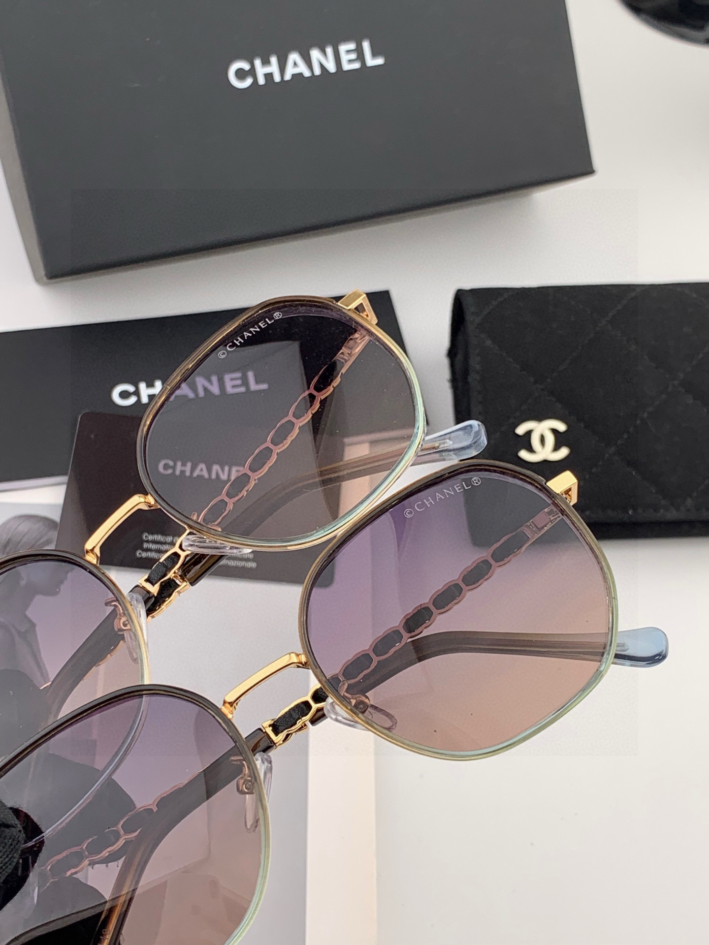 【CHANEL】香奈儿 新款尼龙偏光太眼镜，无框钻石 切边更有质感，大气女人范儿，大脸小脸都好看 ！型号