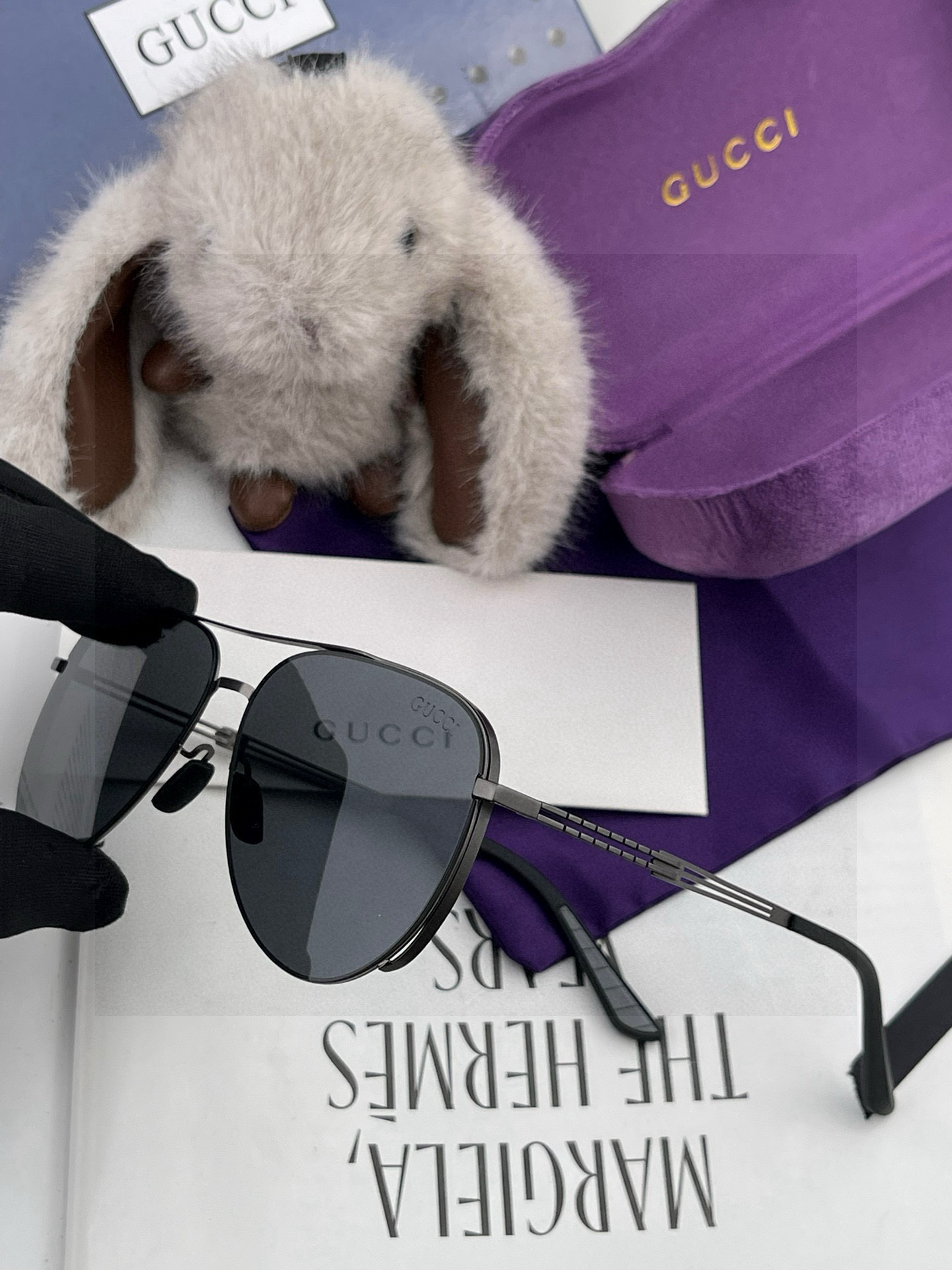 GUCCI 男款炫彩飞行员偏光太阳镜 ❤️材质：高清尼龙加厚卡槽高清偏光镜片 🌹无边框镜架💕颜👍型号：G