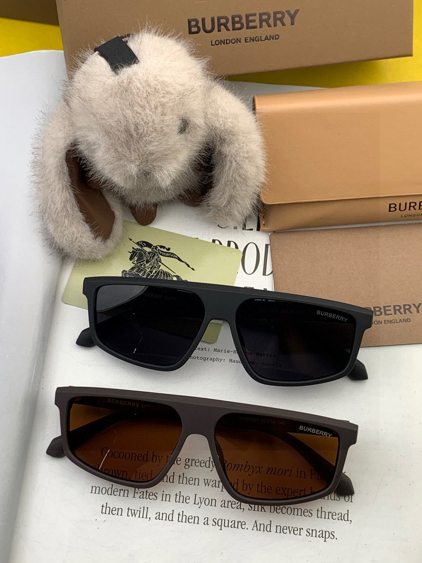 【偏光系列太阳镜】🎈原版出货 巴宝莉网红超爆款💙经典奢华全球风[强][酷][亲亲] 时尚方框太阳镜[得意