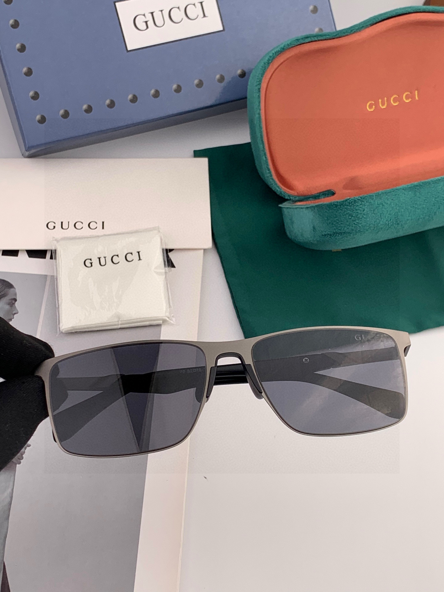 ♦️GUCCI 2025新款男女情侣款太阳镜多边形墨镜iP电镀永不褪色 超轻超有弹性整幅眼镜无螺丝重要的