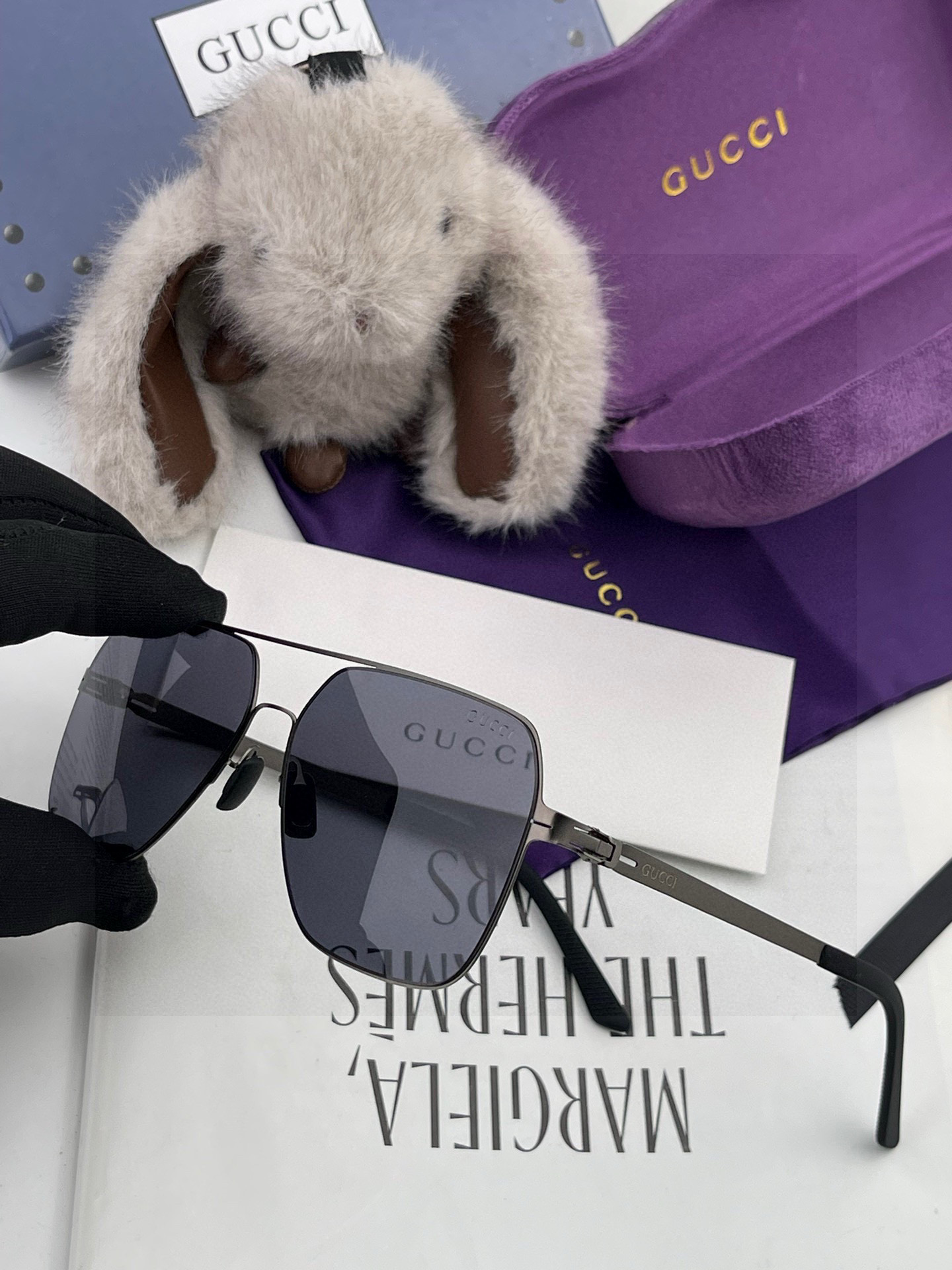 GUCC* 2025 新款男女情侣款太阳iP电镀永不褪色 卖点：超轻超有弹性整幅眼镜无螺丝重要的是压不坏