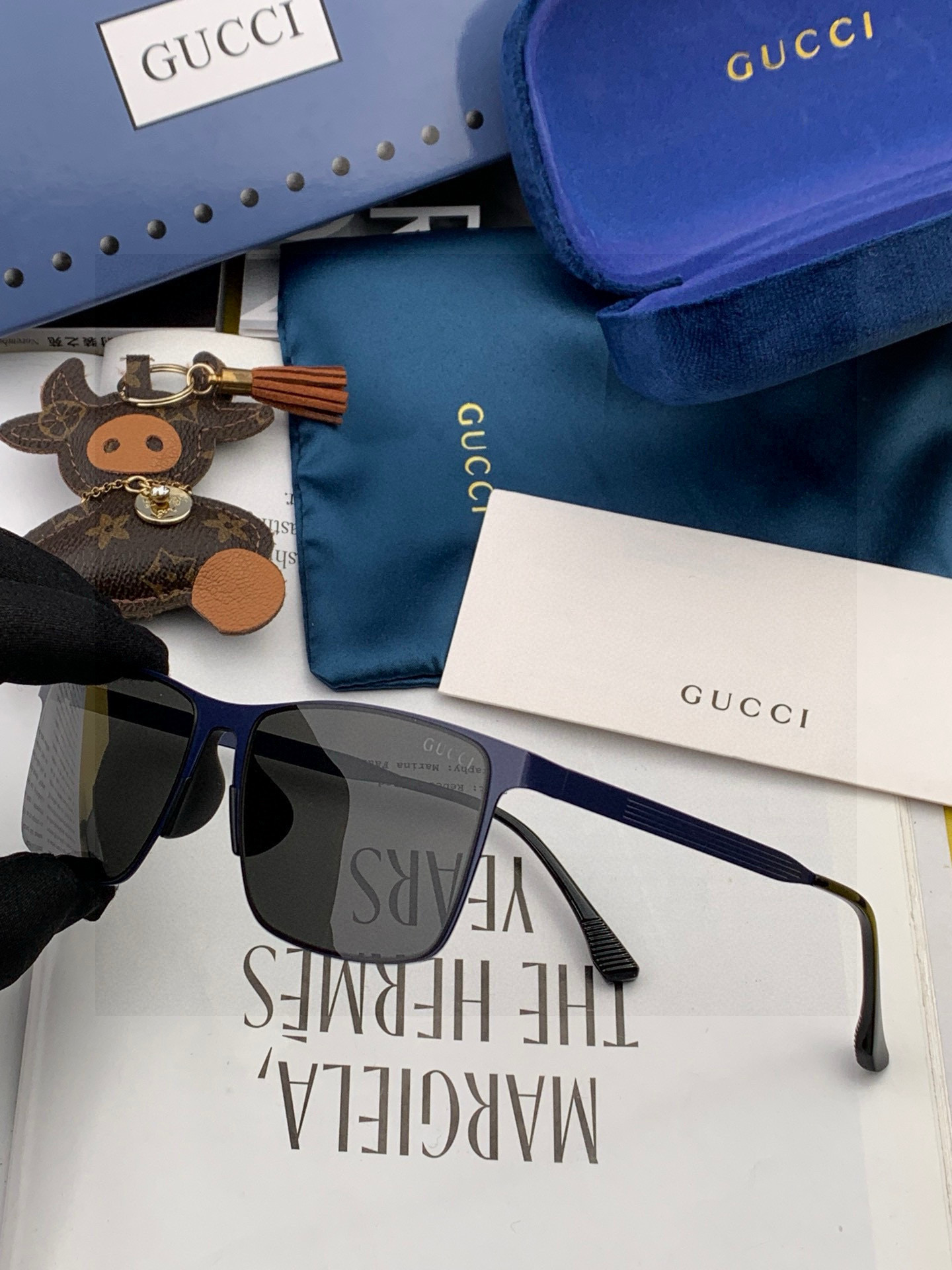 GUCCI 男款炫彩飞行员偏光太阳镜 ❤️材质：高清尼龙加厚卡槽高清偏光镜片 🌹无边框镜架💕颜👍型号：G