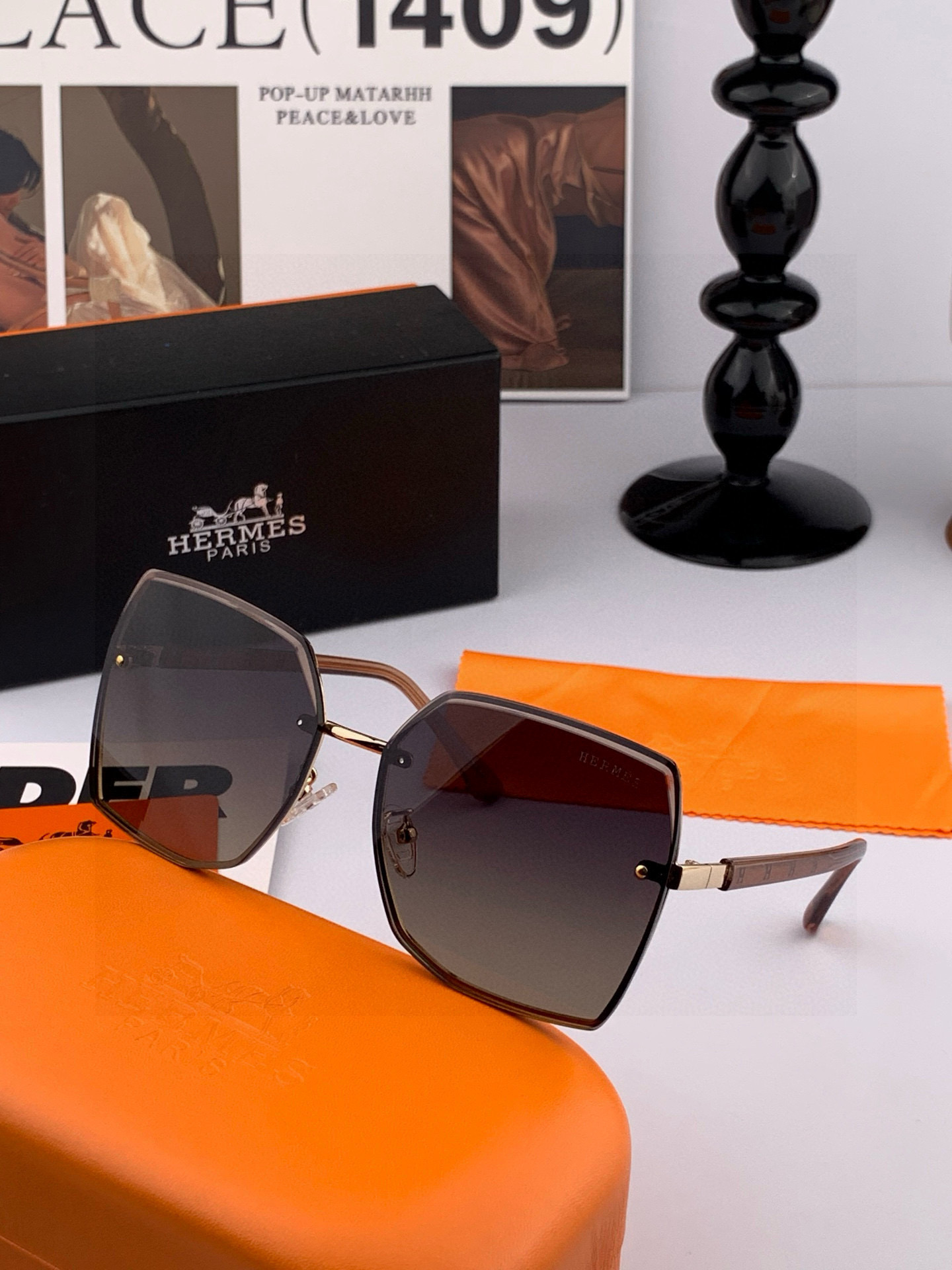 【尼龙偏光系列】爱马仕无框太阳镜墨方框设计，不挑脸型，无论搭配大衣还是连衣裙都非常显气质尼龙偏光镜片预防