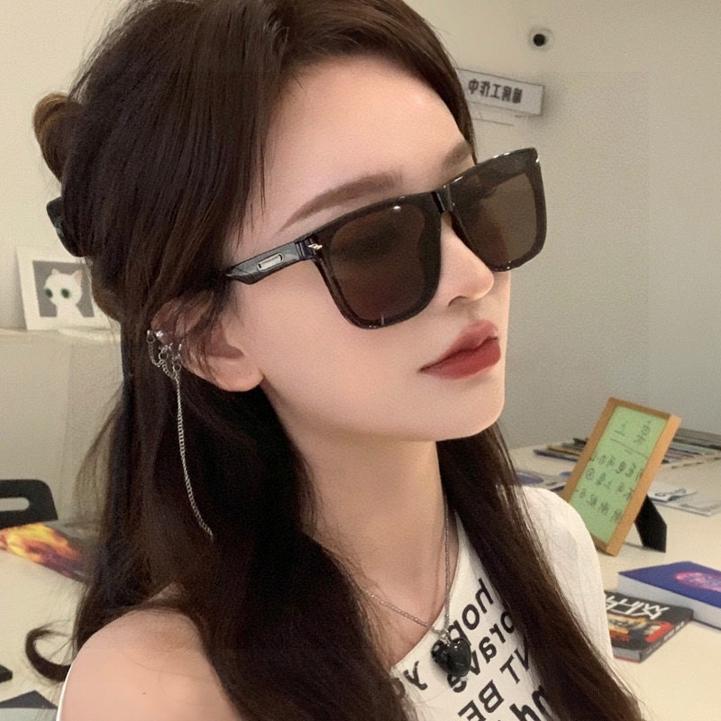 🔺 【GUCCI】2025开春新款 潮流爆款 时尚方框偏光太阳镜 高品质 佩戴舒适 网红潮款墨镜 女士高