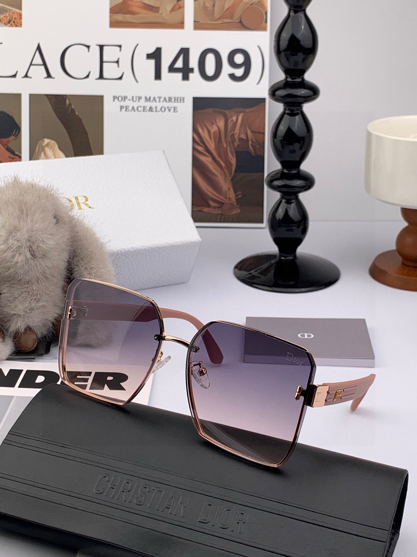 🔺 【DIOR尼龙偏光连体太阳镜】2025开春新款 潮流爆款 时尚方框偏光太阳镜 高品质 佩戴舒适 网红