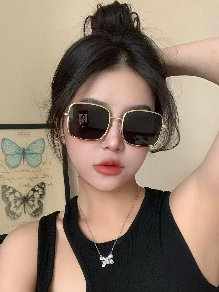 MAYBACH迈巴赫年度最牛硬货👍🏻 官网经典蛤蟆款 ❗️极力推荐款‼️选用定制进口板料双色拼腿 采用K