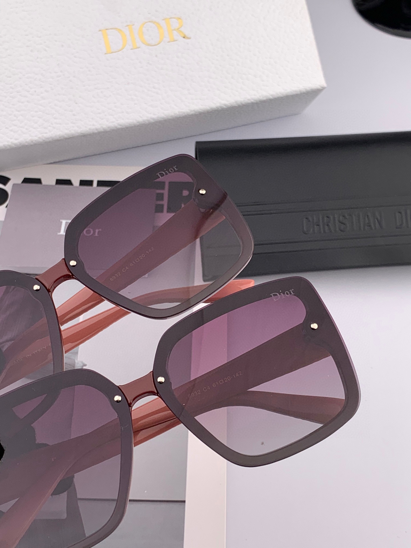 TR版本-偏光【独家大牌太阳镜无滤镜‼实拍上架 Dior官网最新发布新款太阳镜🕶，注意⚠我们是高清镜片，