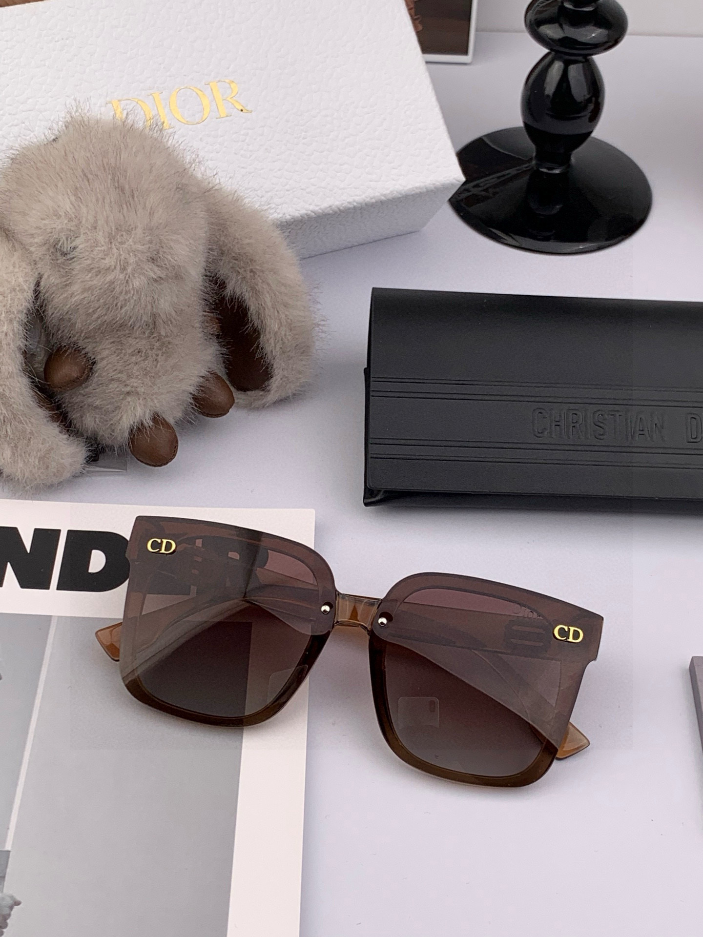 TR版本-偏光【独家大牌太阳镜无滤镜‼实拍上架 Dior官网最新发布新款太阳镜🕶，注意⚠我们是高清镜片，