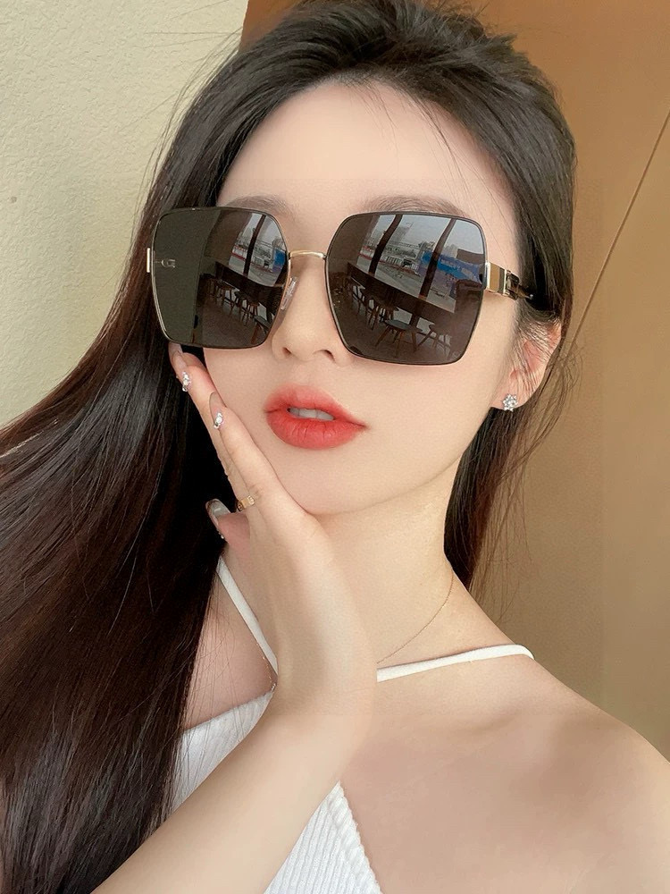 🔺 【DIOR-迪奥】2025开春新款 潮流爆款 时尚方框偏光太阳镜 高品质 佩戴舒适 网红潮款墨镜 型